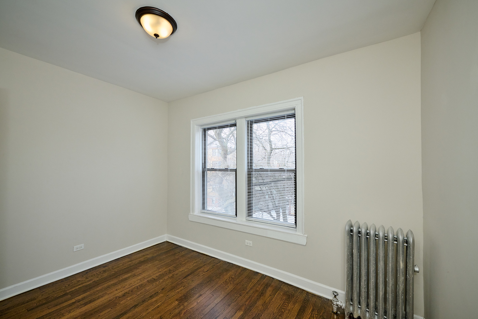 1351 W Touhy Ave #3N Chicago, IL 60626