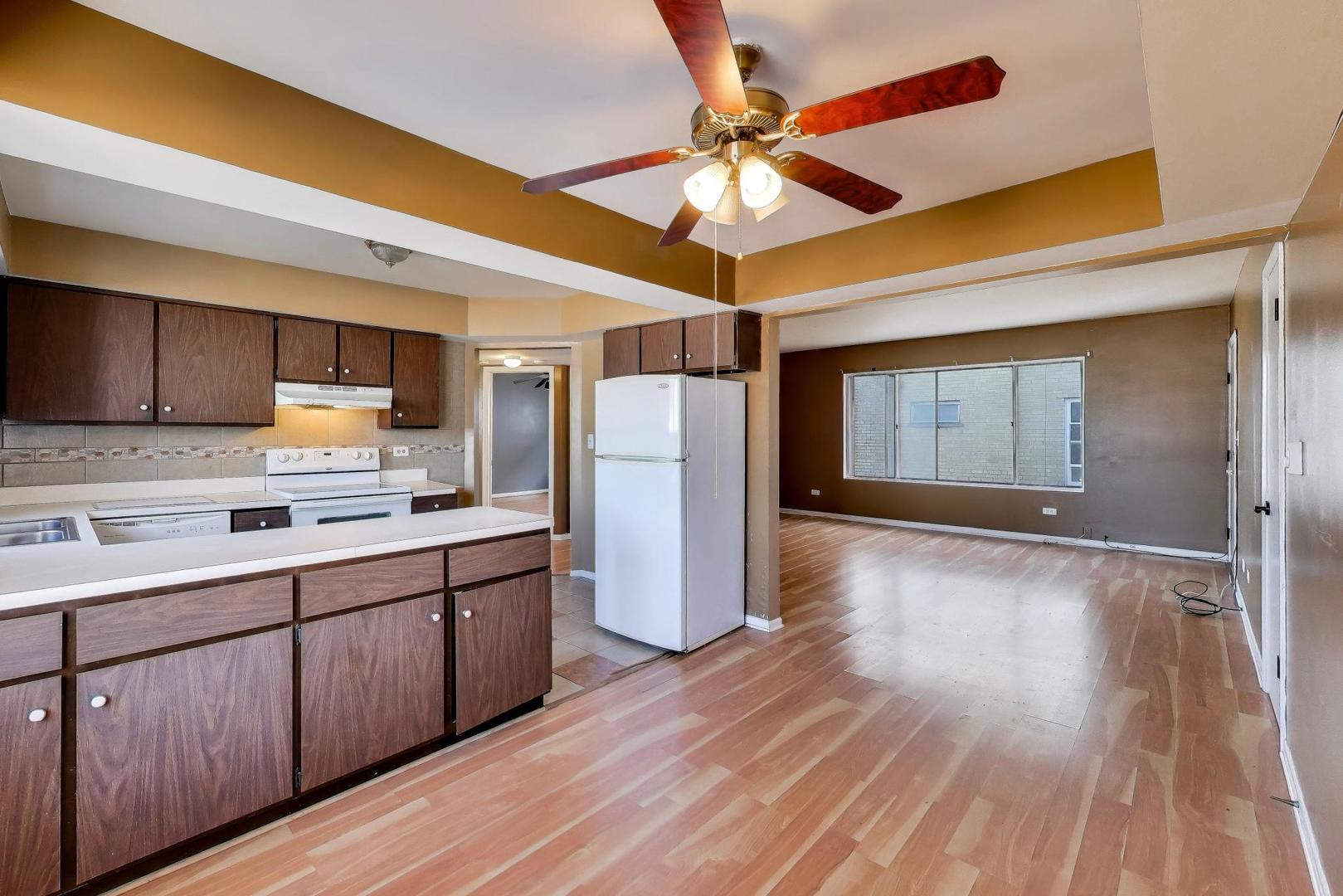 306 Chicago Ave #3N Oak Park, IL 60302