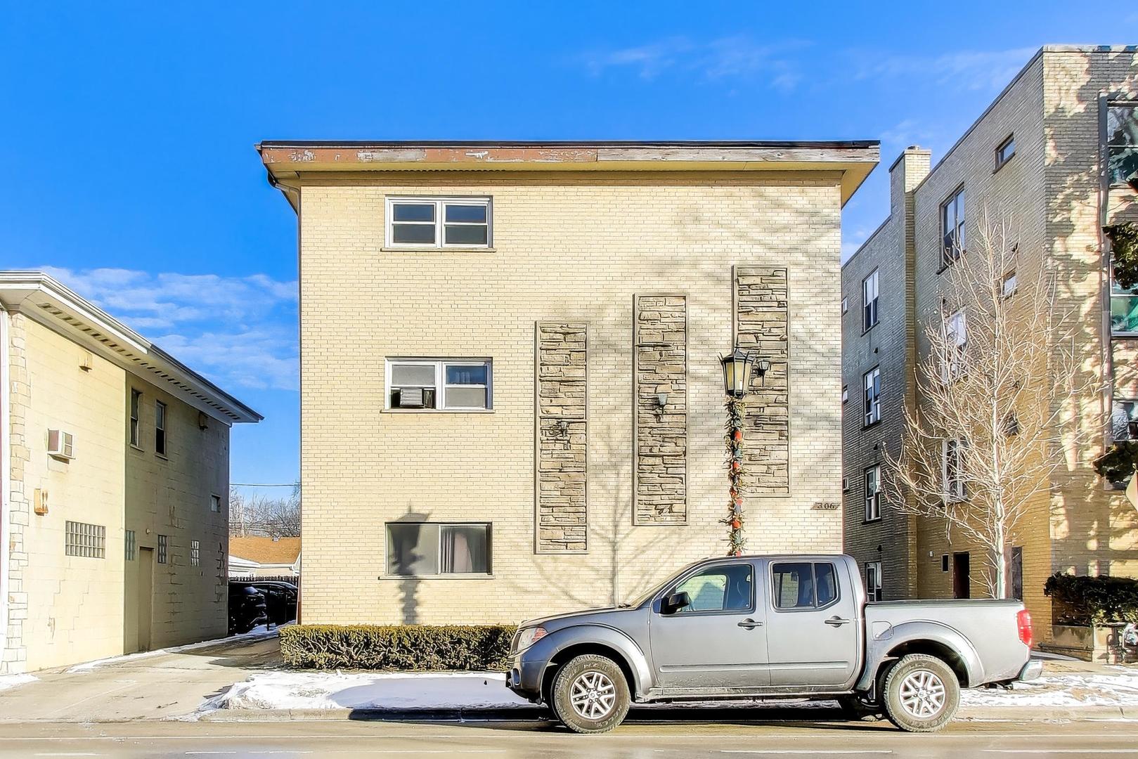 306 Chicago Ave #3N Oak Park, IL 60302