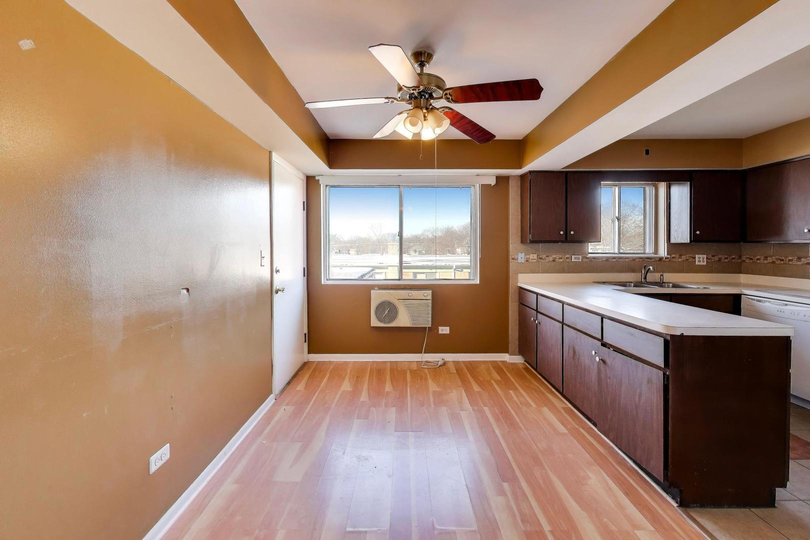 306 Chicago Ave #3N Oak Park, IL 60302