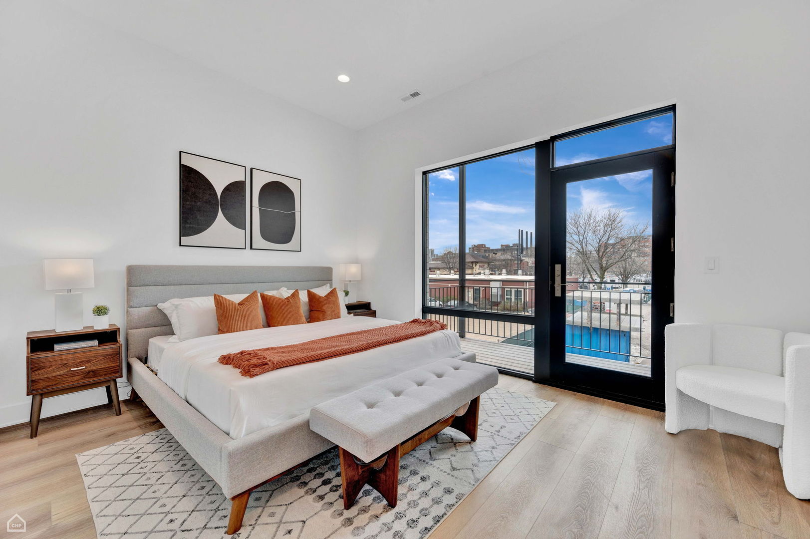 1615 W 13rd St #301 Chicago, IL 60608