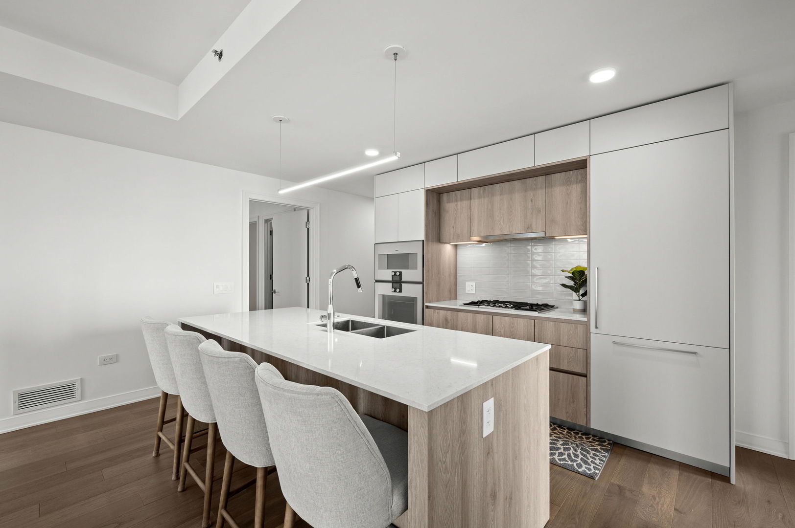 211 N Hbr Dr #1401 Chicago, IL 60601