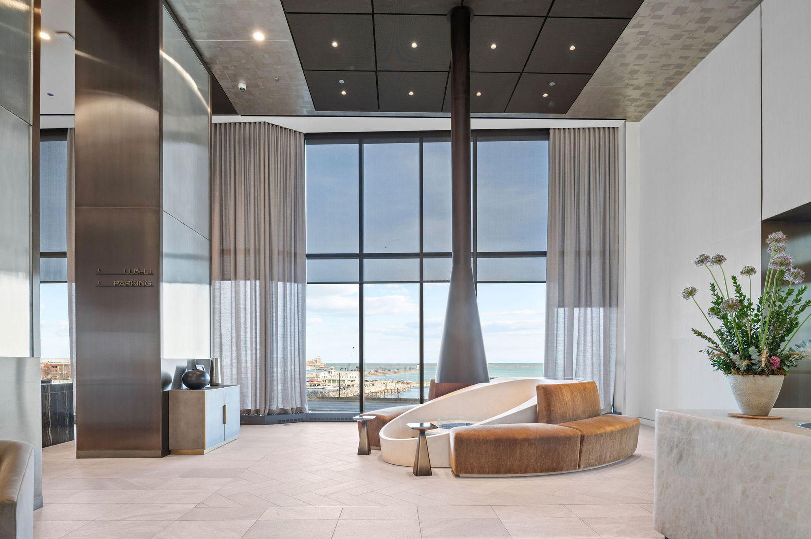 211 N Hbr Dr #1401 Chicago, IL 60601