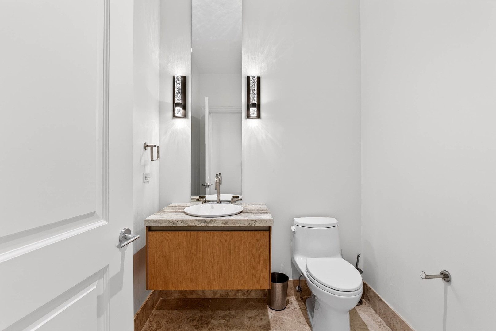 363 E Wacker Dr #3709 Chicago, IL 60601