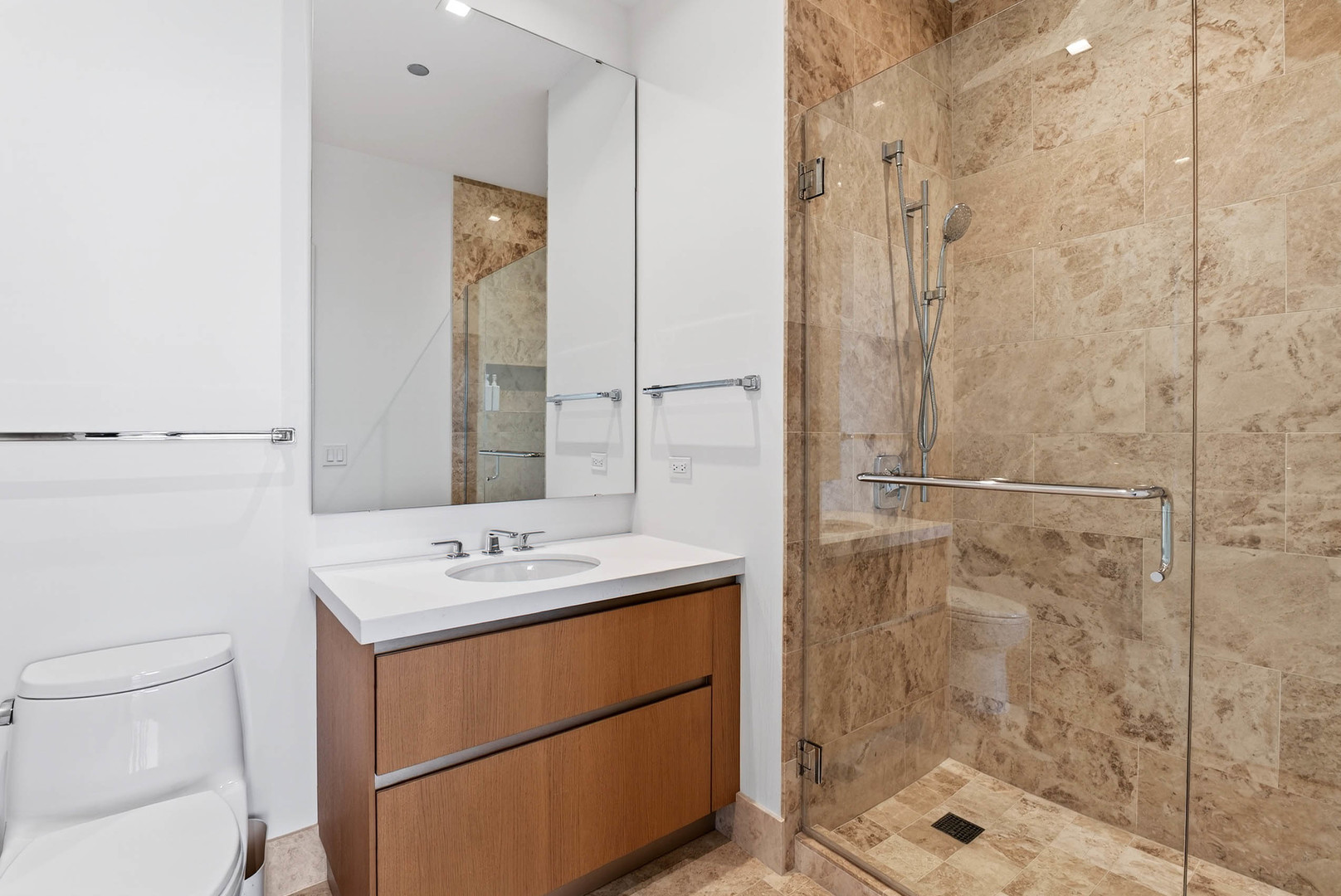 363 E Wacker Dr #3709 Chicago, IL 60601