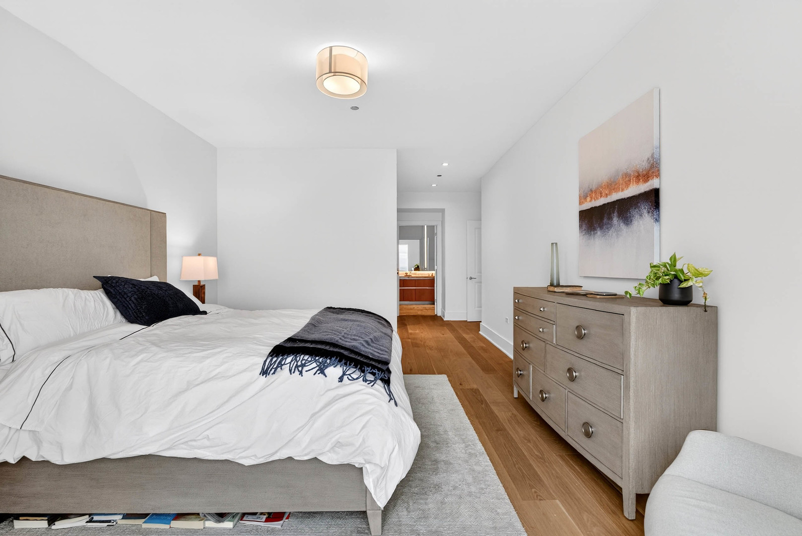 363 E Wacker Dr #3709 Chicago, IL 60601