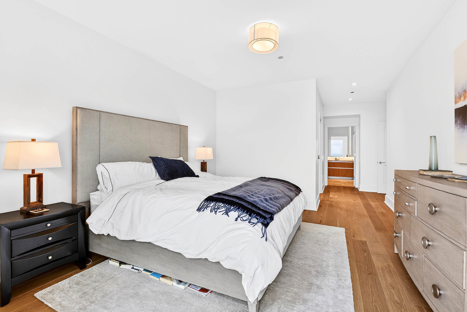 363 E Wacker Dr #3709 Chicago, IL 60601