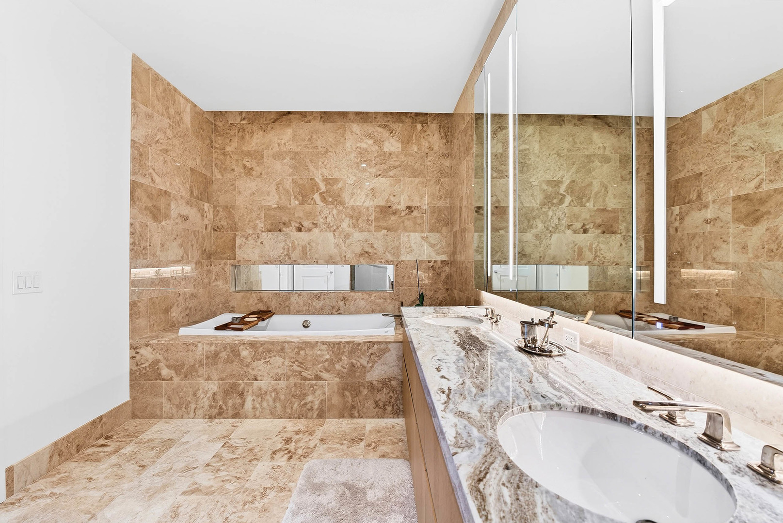 363 E Wacker Dr #3709 Chicago, IL 60601