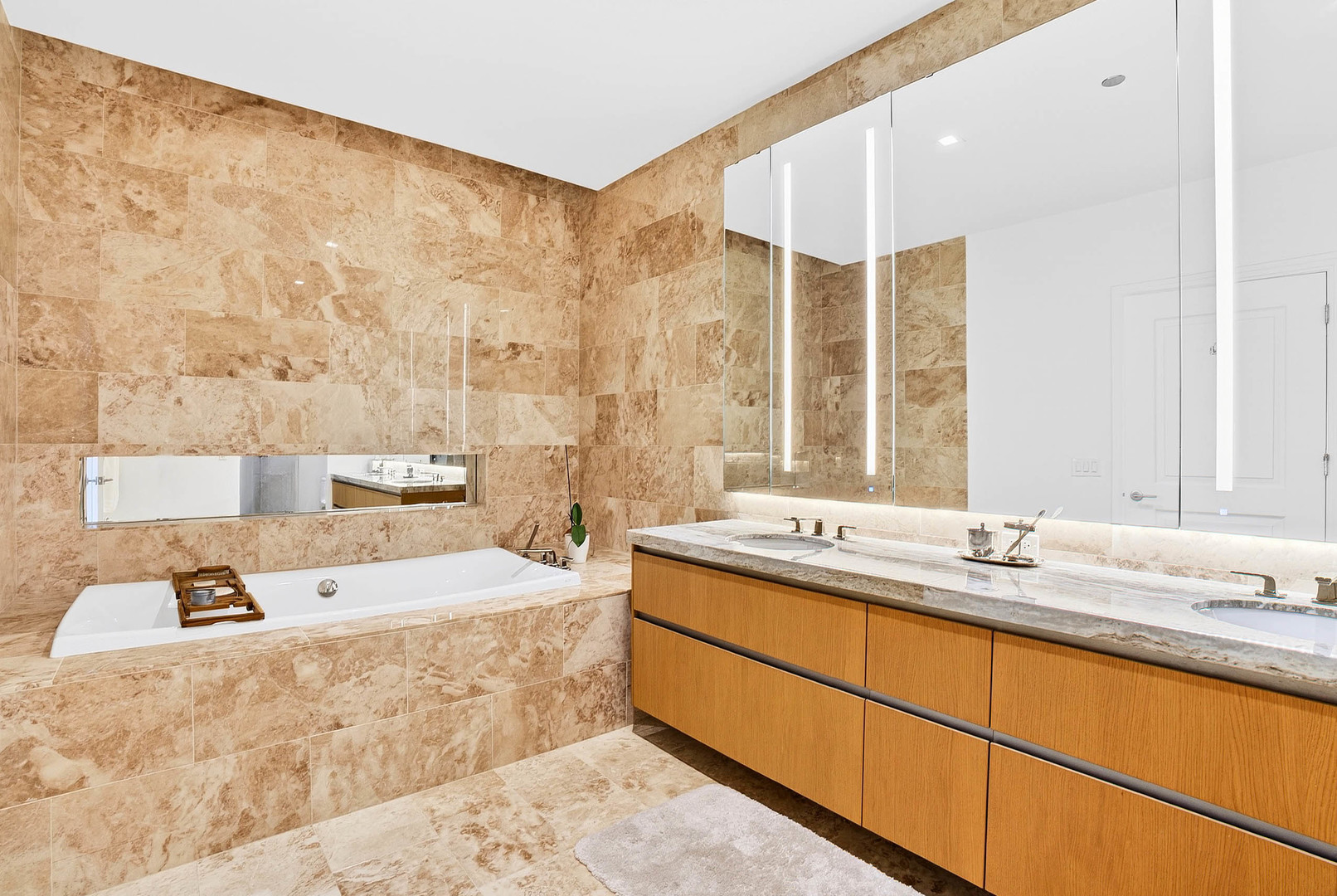 363 E Wacker Dr #3709 Chicago, IL 60601