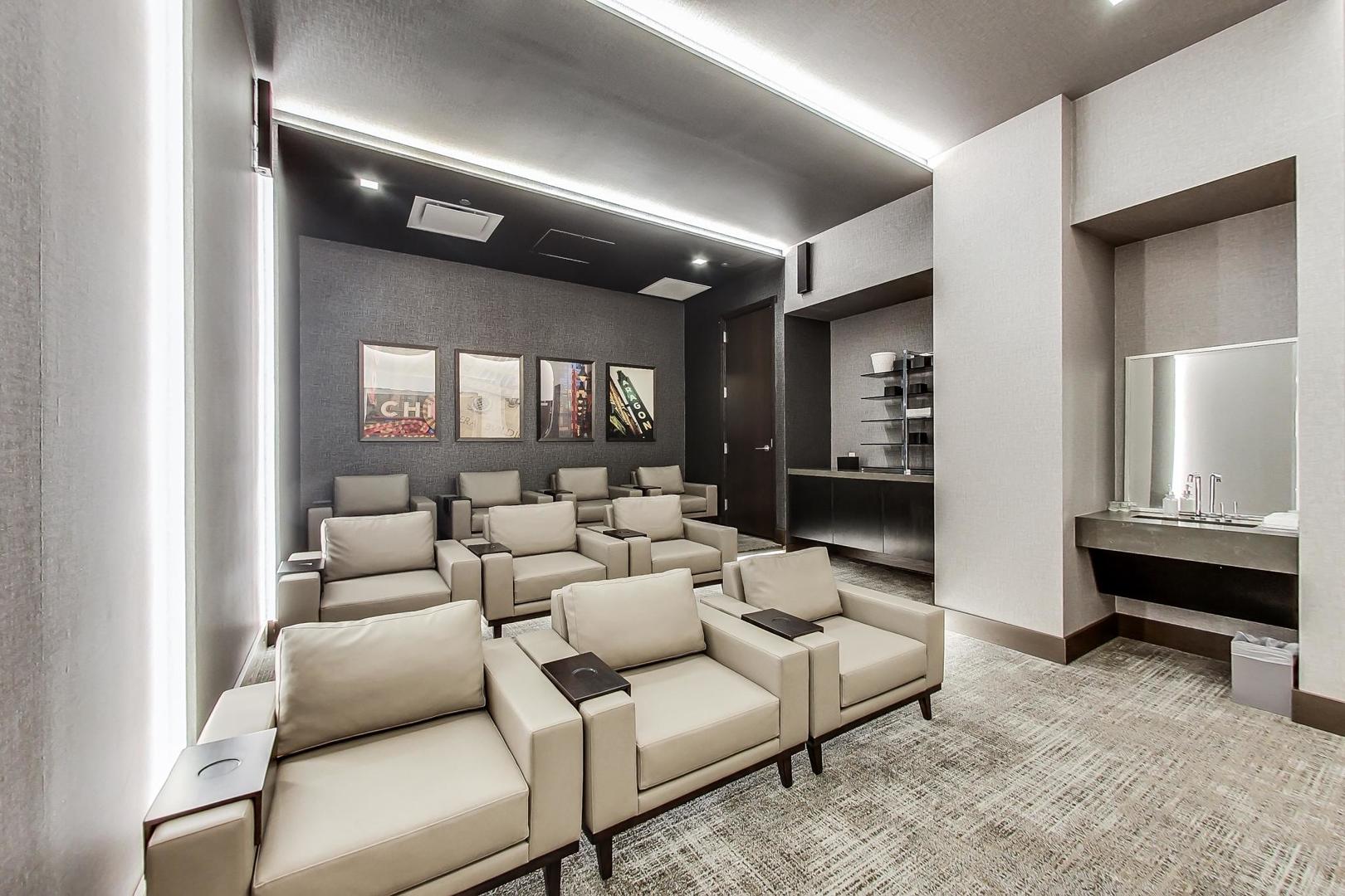 363 E Wacker Dr #3709 Chicago, IL 60601