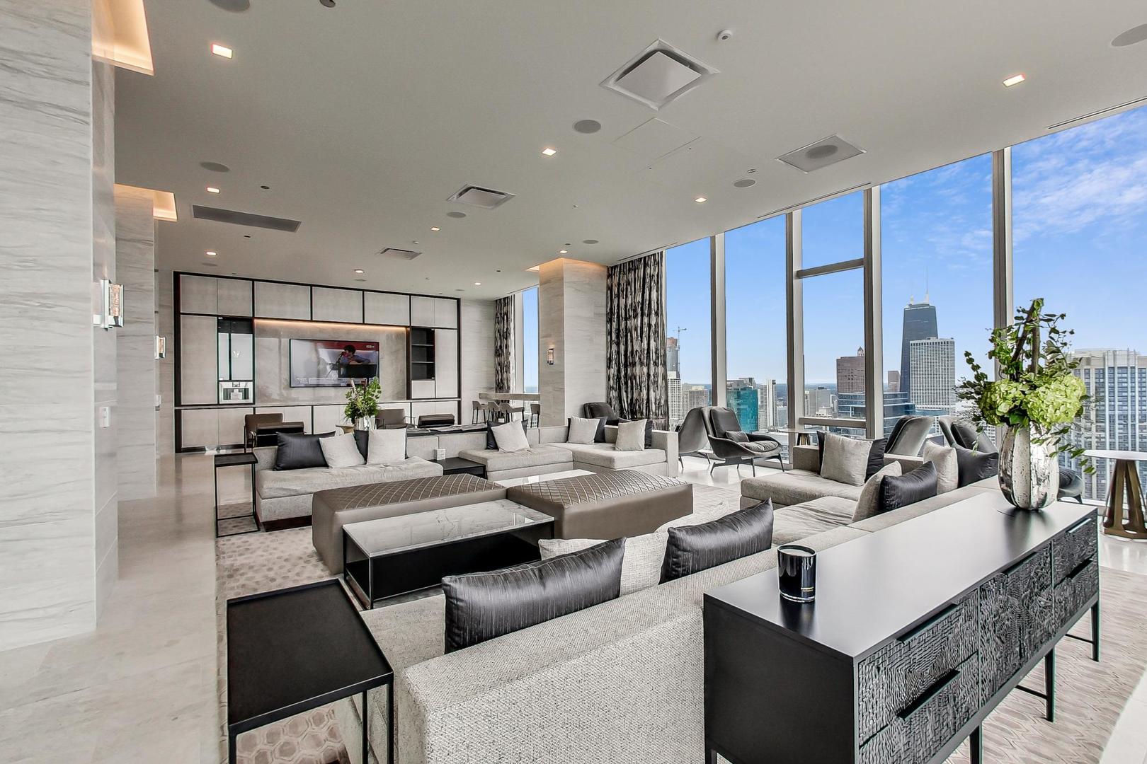 363 E Wacker Dr #3709 Chicago, IL 60601