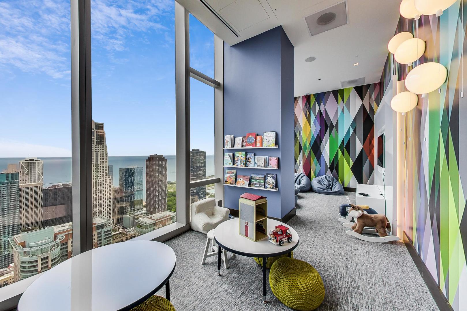 363 E Wacker Dr #3709 Chicago, IL 60601