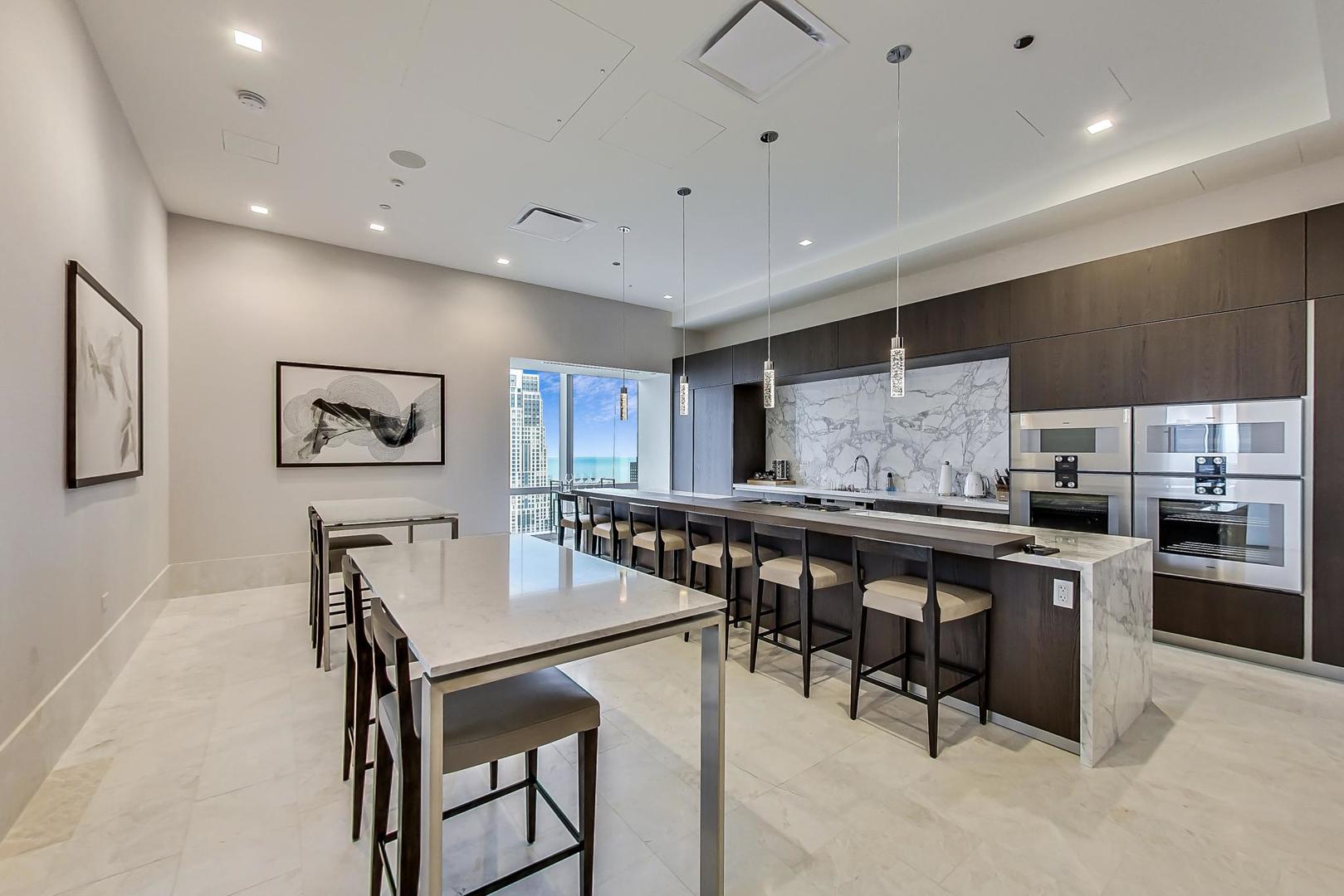 363 E Wacker Dr #3709 Chicago, IL 60601