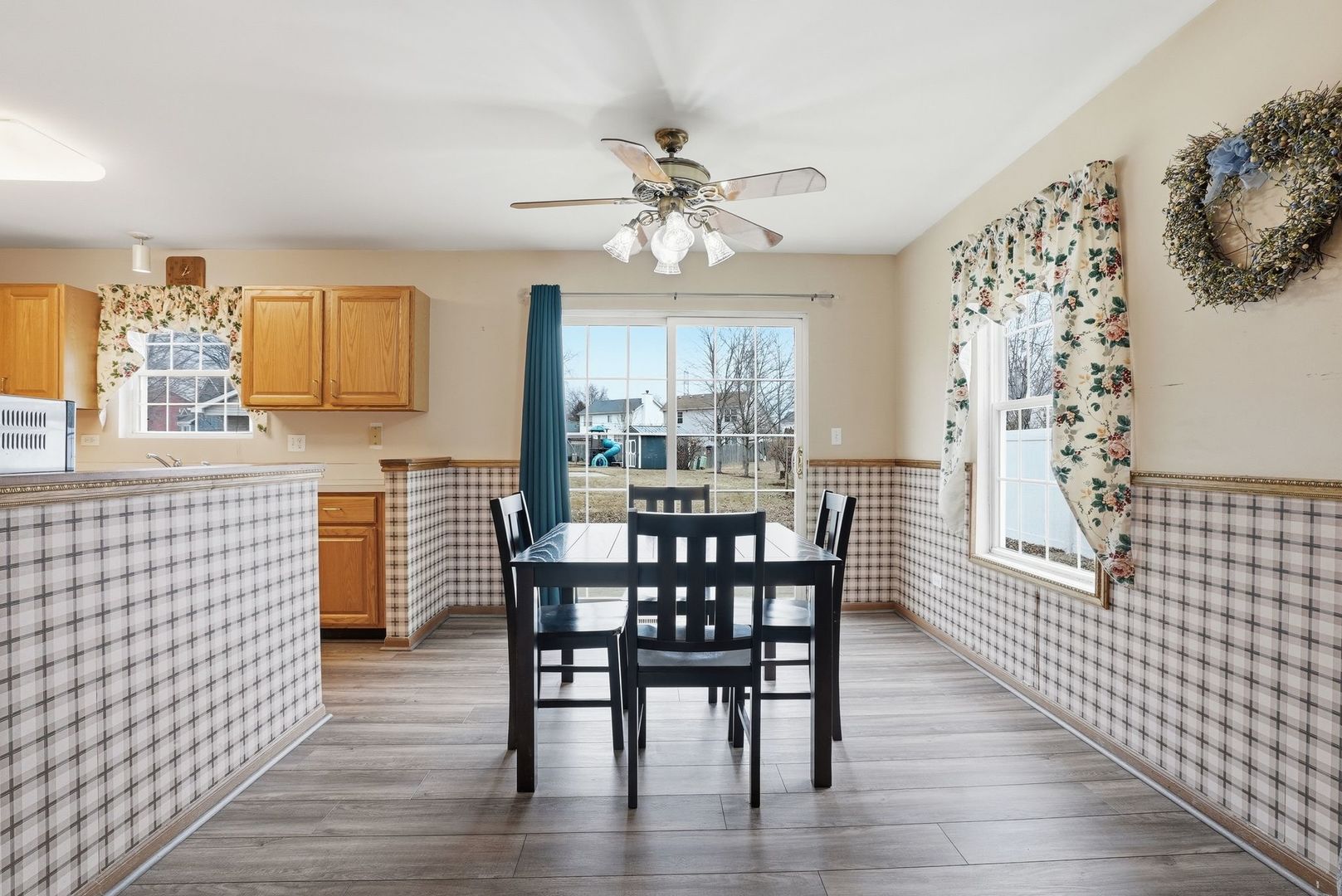 816 Ann St Joliet, IL 60435