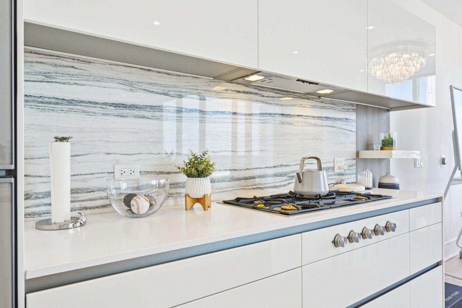 363 E Wacker Dr #2204 Chicago, IL 60601