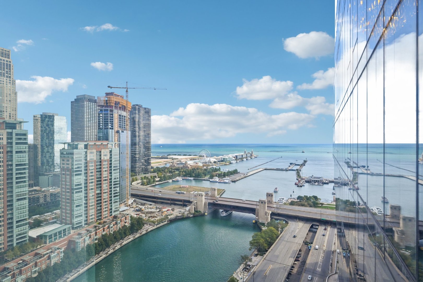 363 E Wacker Dr #2204 Chicago, IL 60601