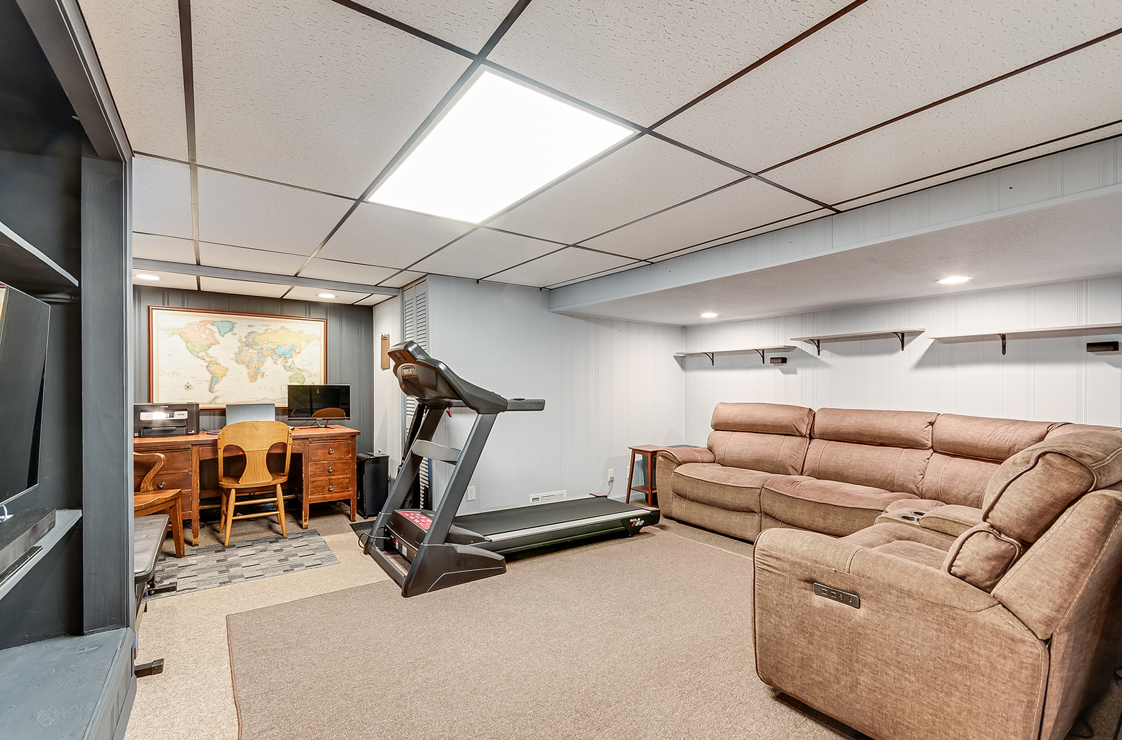 409 Cornelia St Joliet, IL 60435