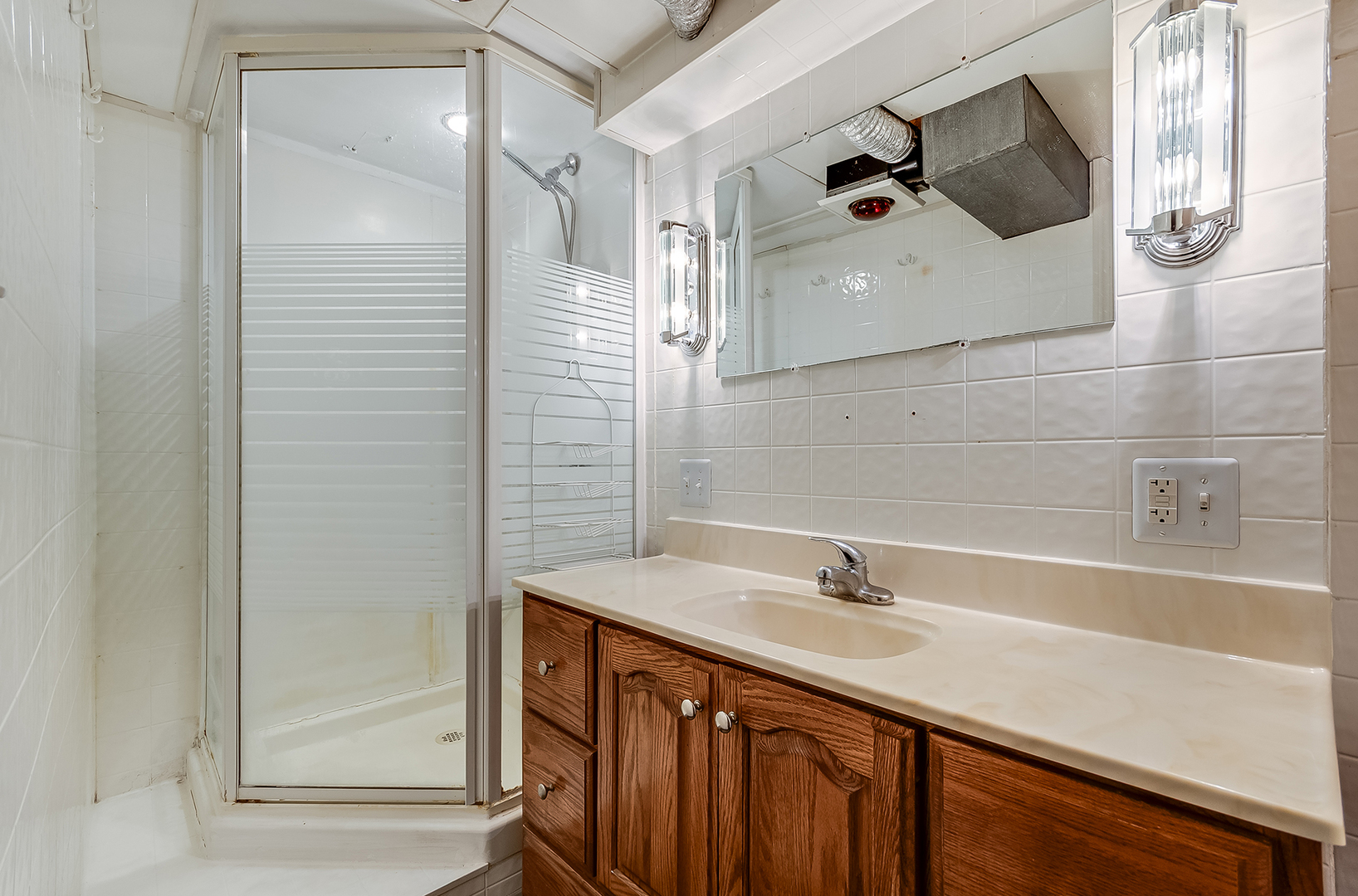 409 Cornelia St Joliet, IL 60435