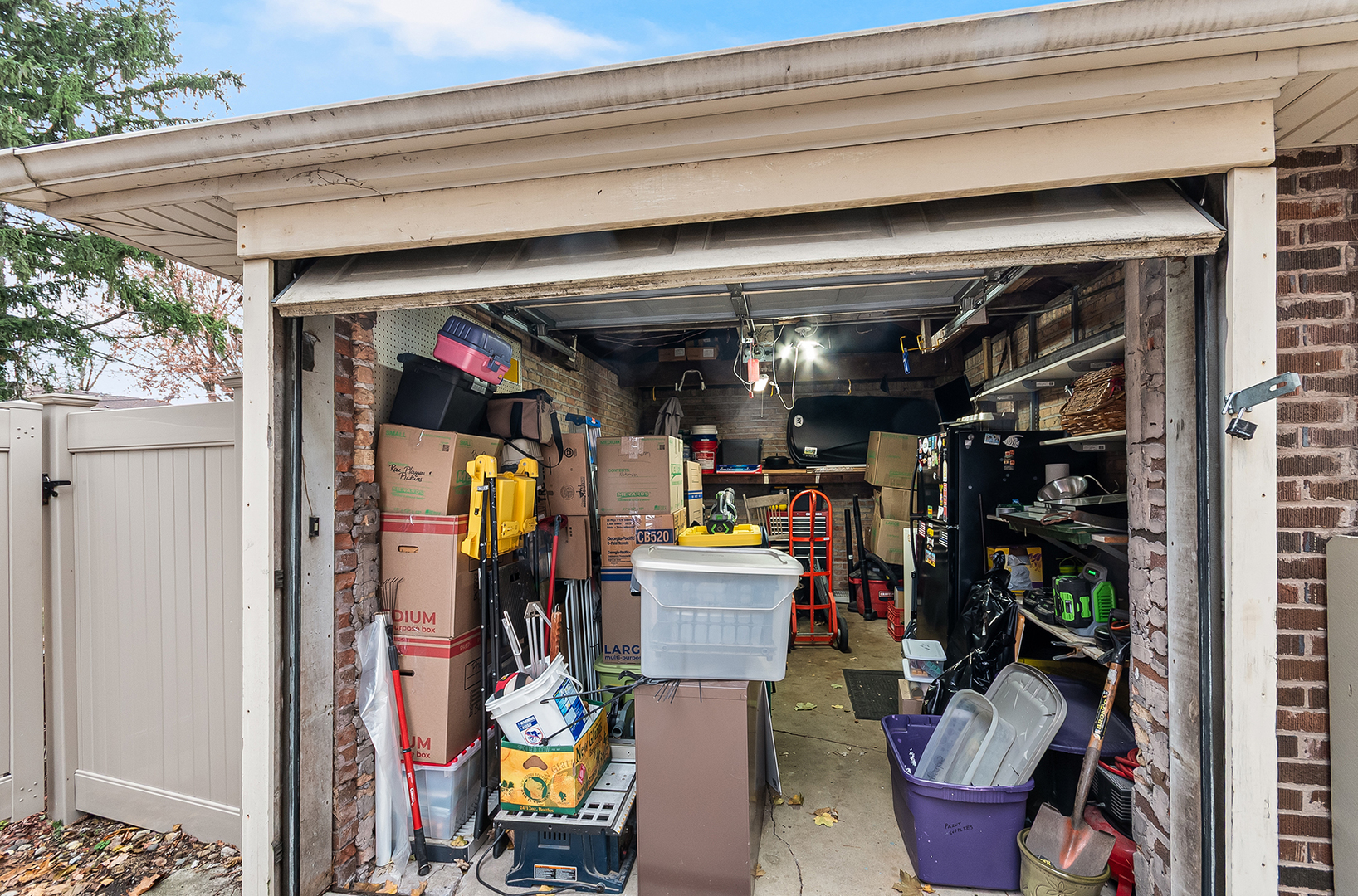 409 Cornelia St Joliet, IL 60435