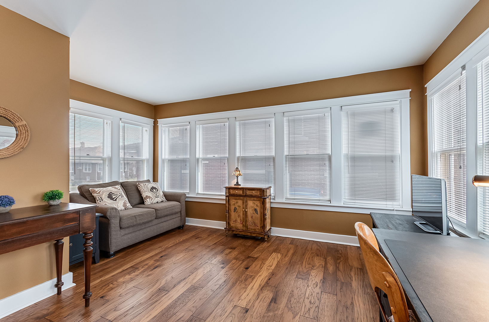 409 Cornelia St Joliet, IL 60435