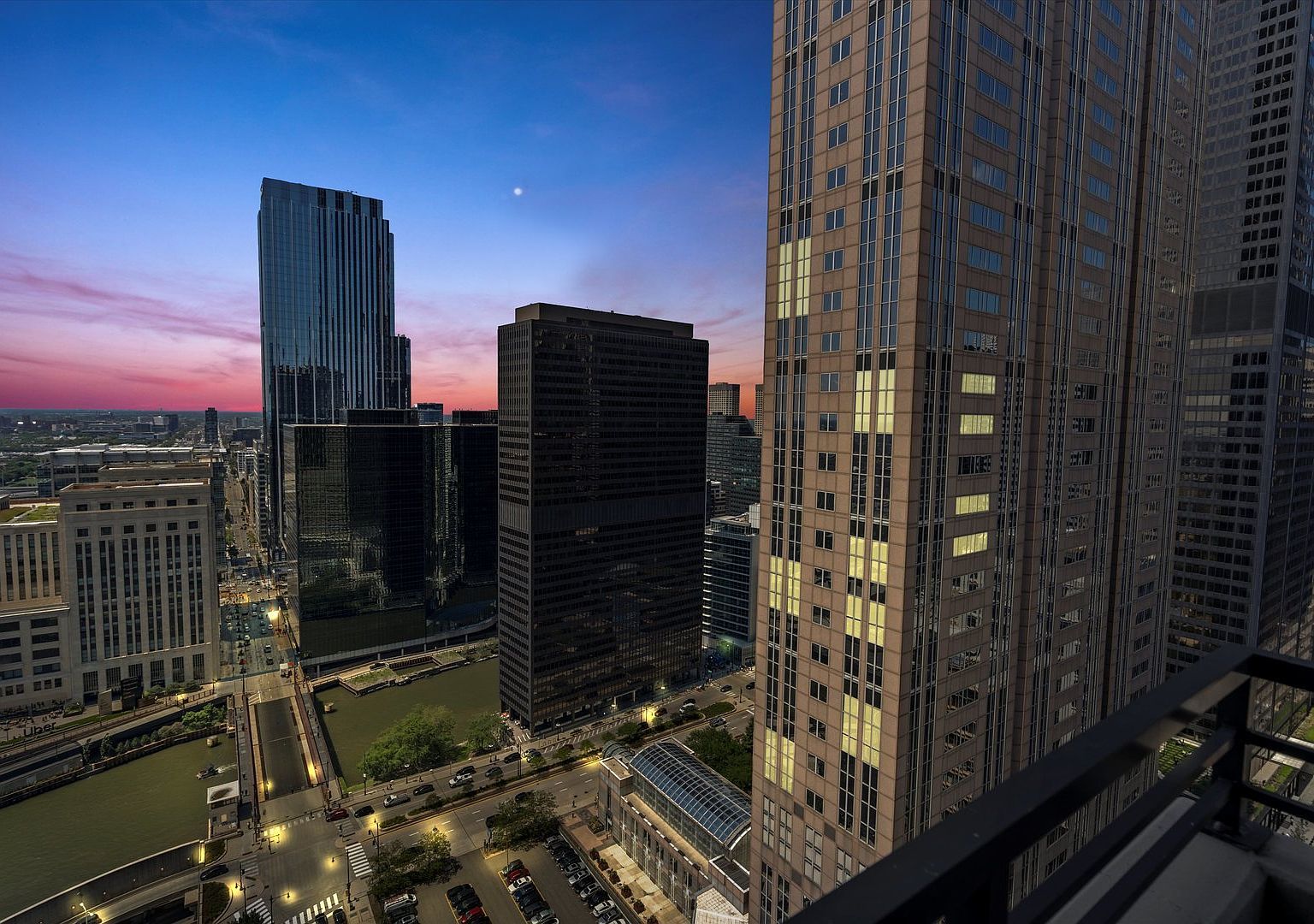 235 W Van Buren St #3315 Chicago, IL 60607