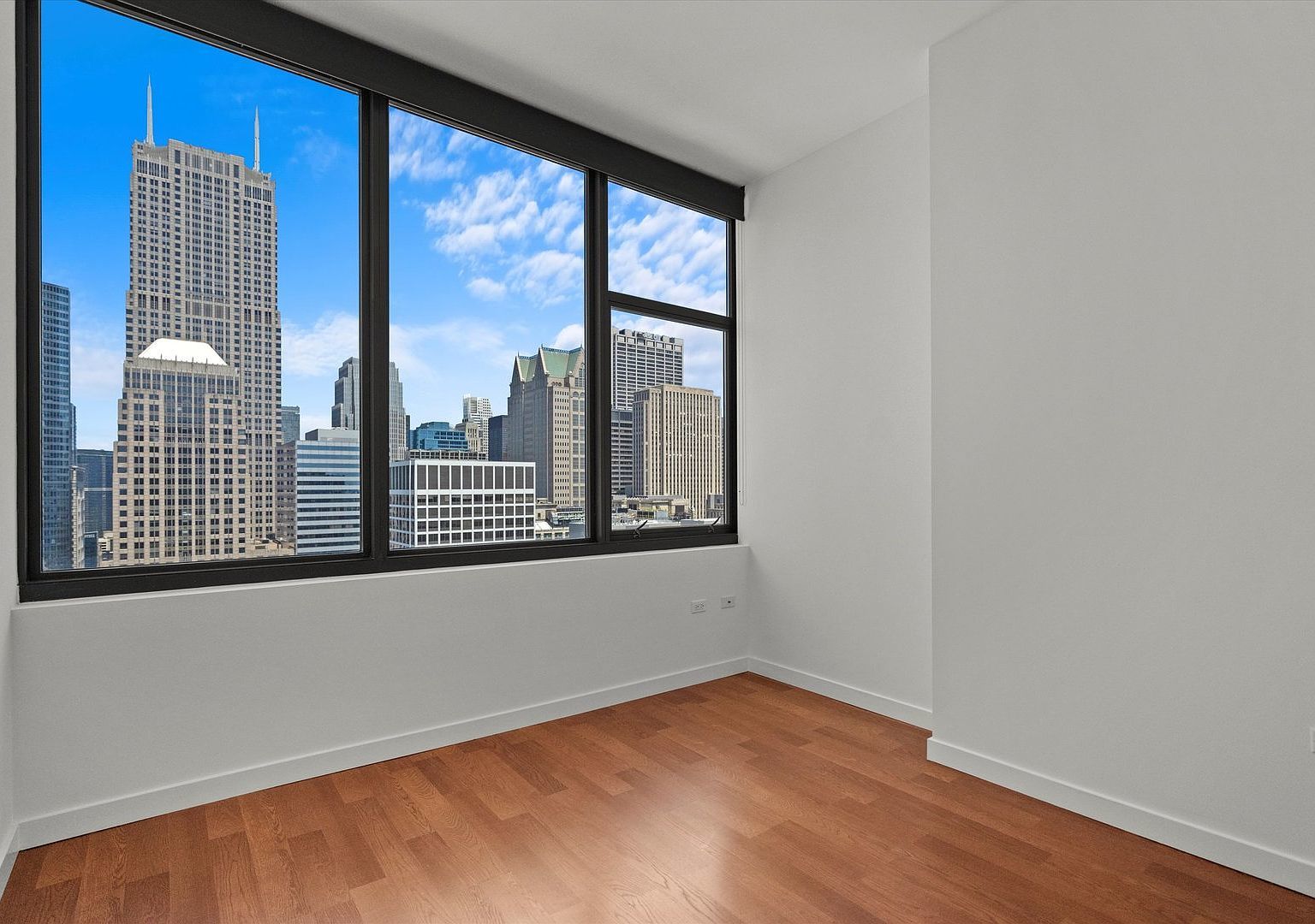 235 W Van Buren St #3315 Chicago, IL 60607