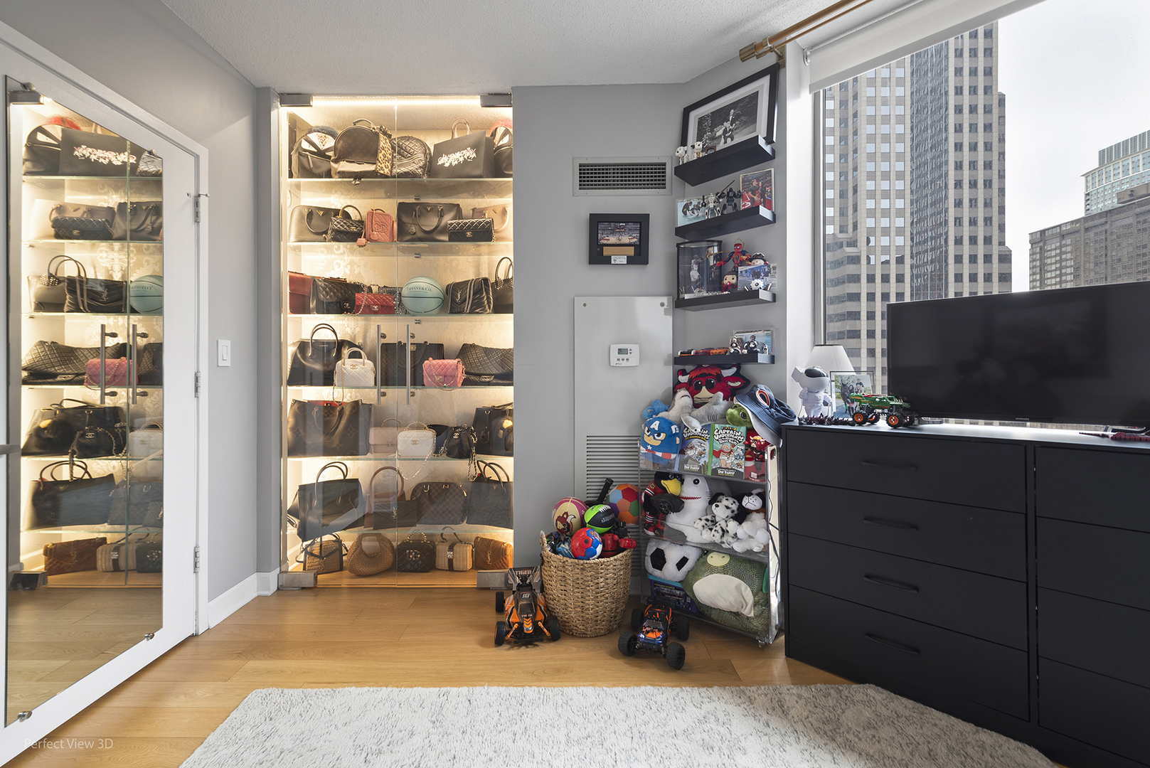 222 N Columbus Dr #1702 Chicago, IL 60601