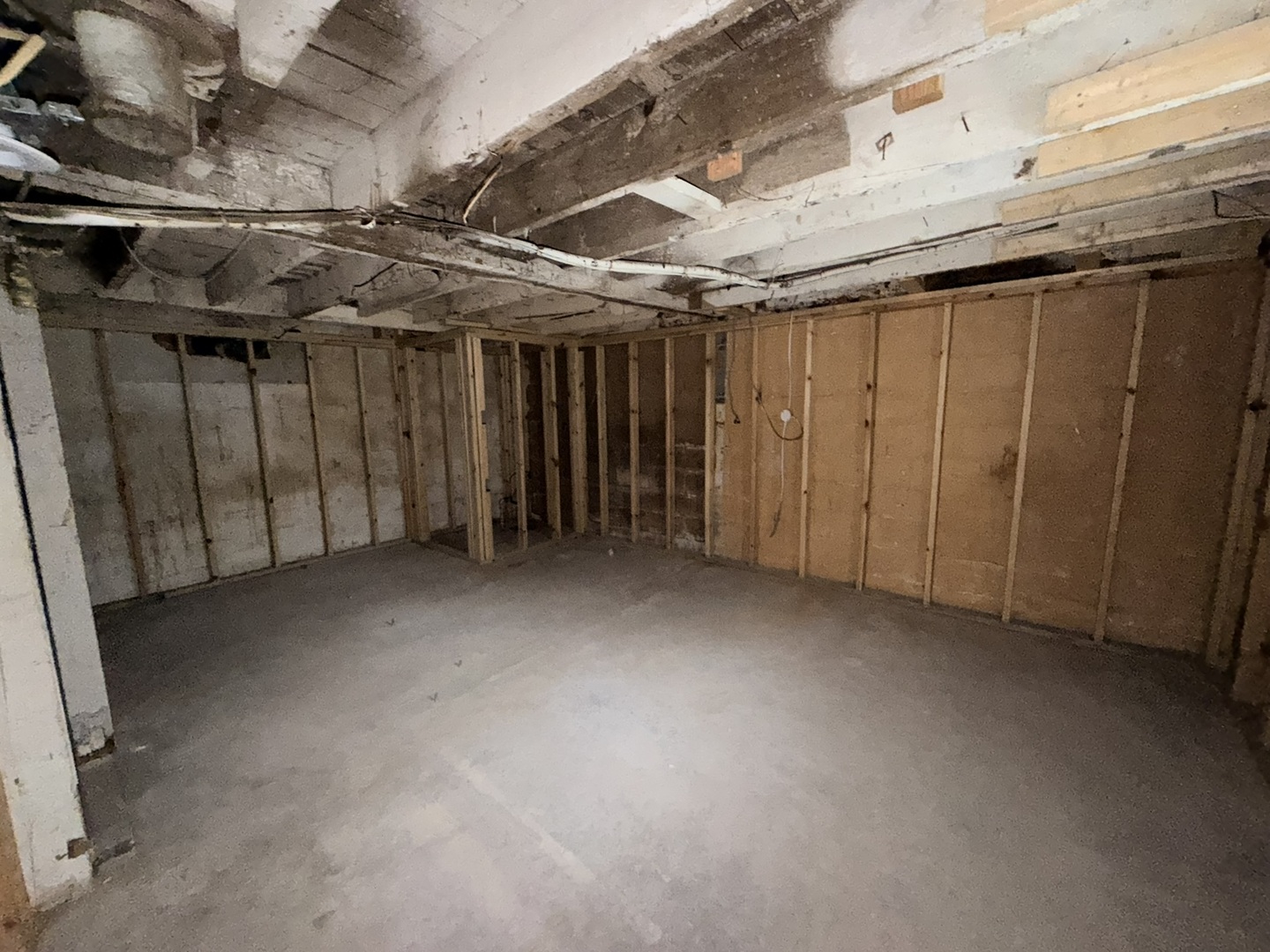 1214 Rdg Rd Homewood, IL 60430