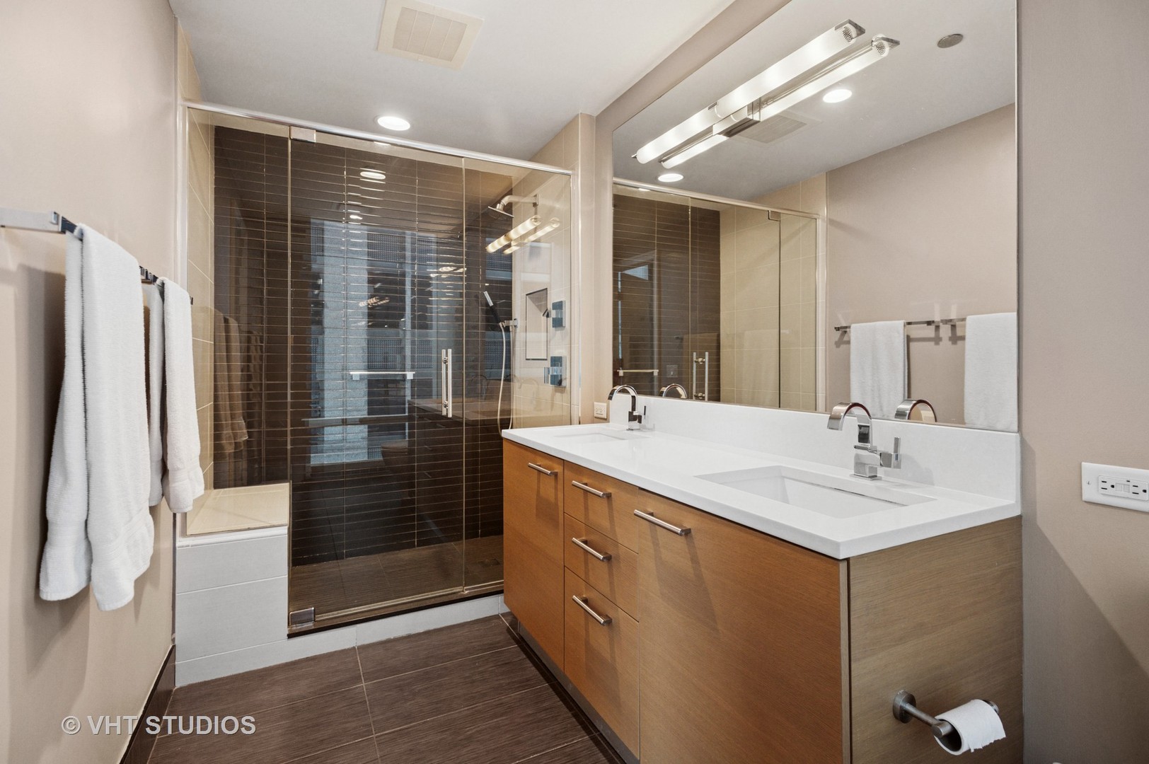 340 E Randolph St #1506 Chicago, IL 60601