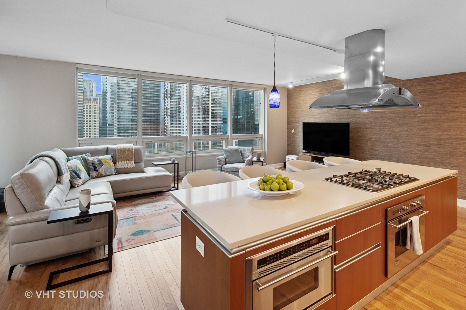 340 E Randolph St #1506 Chicago, IL 60601