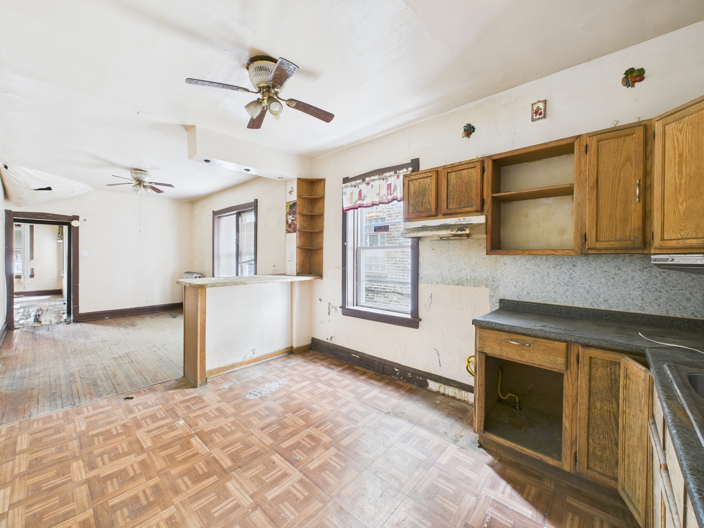 4044 W Crystal St Chicago, IL 60651