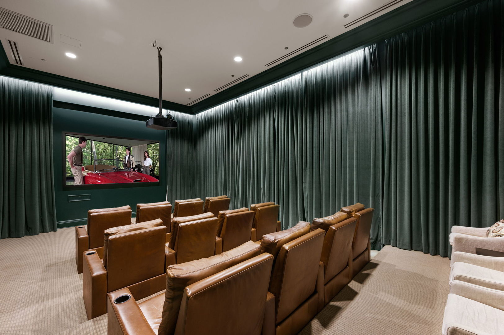 2550 N Lakeview Ave #S201 Chicago, IL 60614