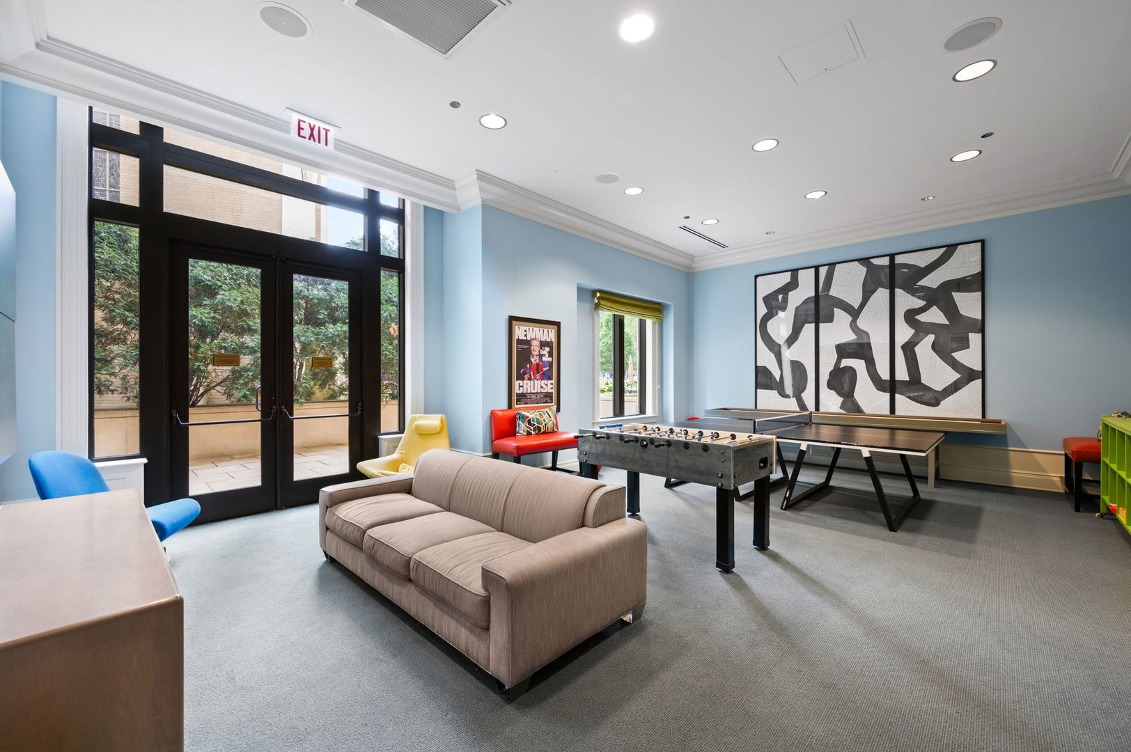 2550 N Lakeview Ave #S201 Chicago, IL 60614