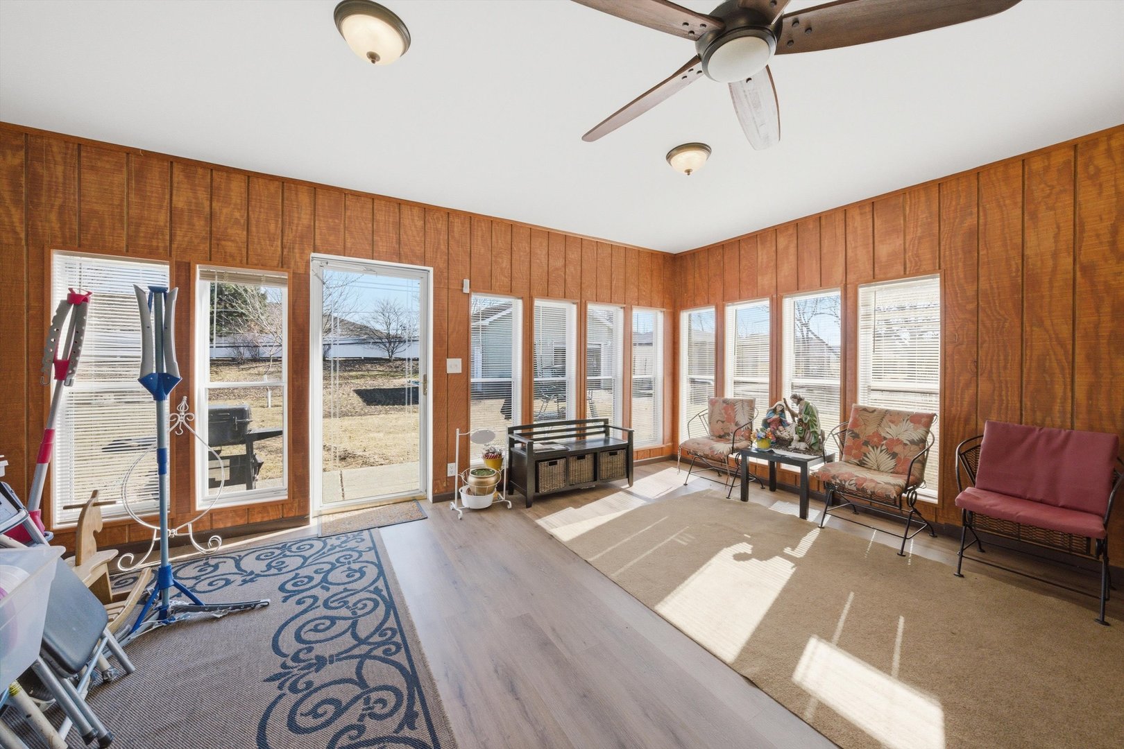 900 Barber Ln Joliet, IL 60435