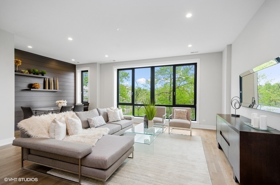 6242 S Greenwood Ave #4S Chicago, IL 60637