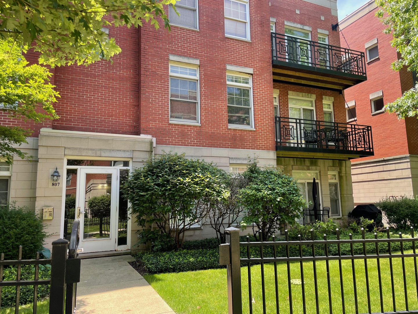 807 W University Ln #3A