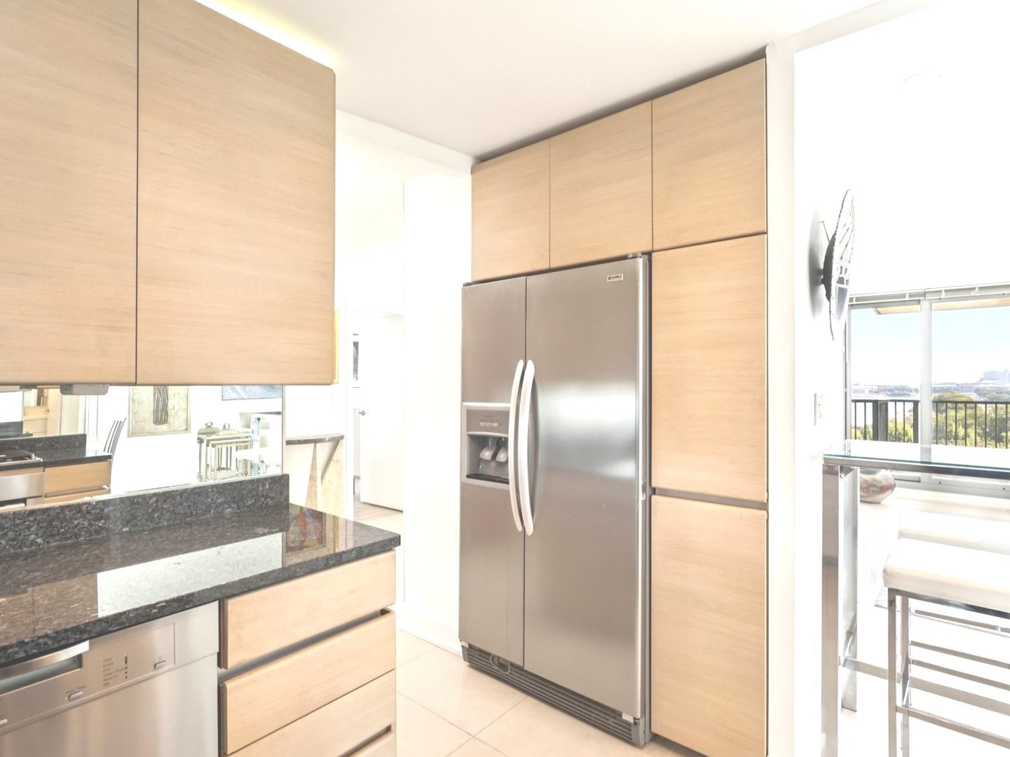 400 E Randolph St #1119-20 Chicago, IL 60601