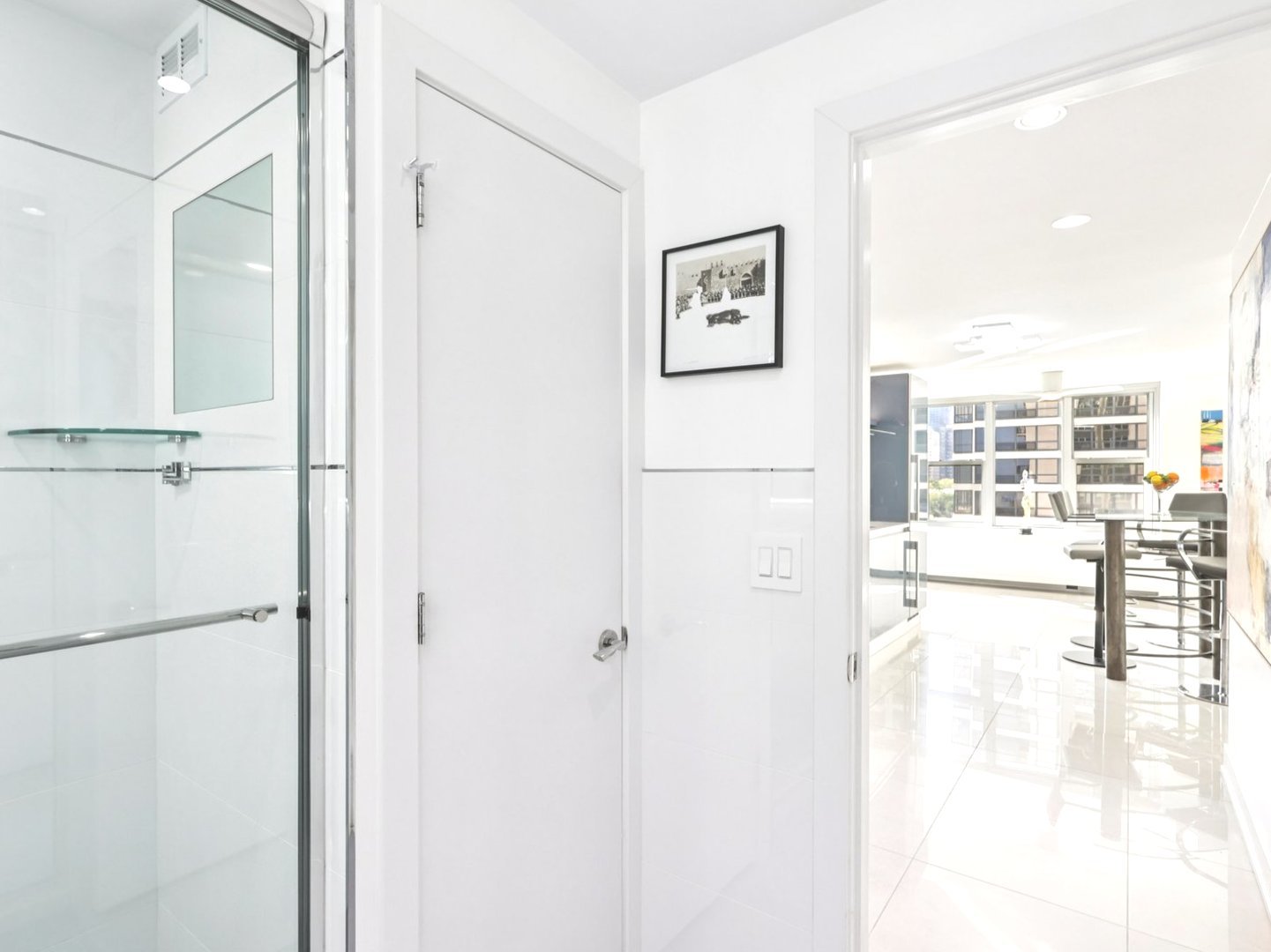 400 E Randolph St #1119-20 Chicago, IL 60601