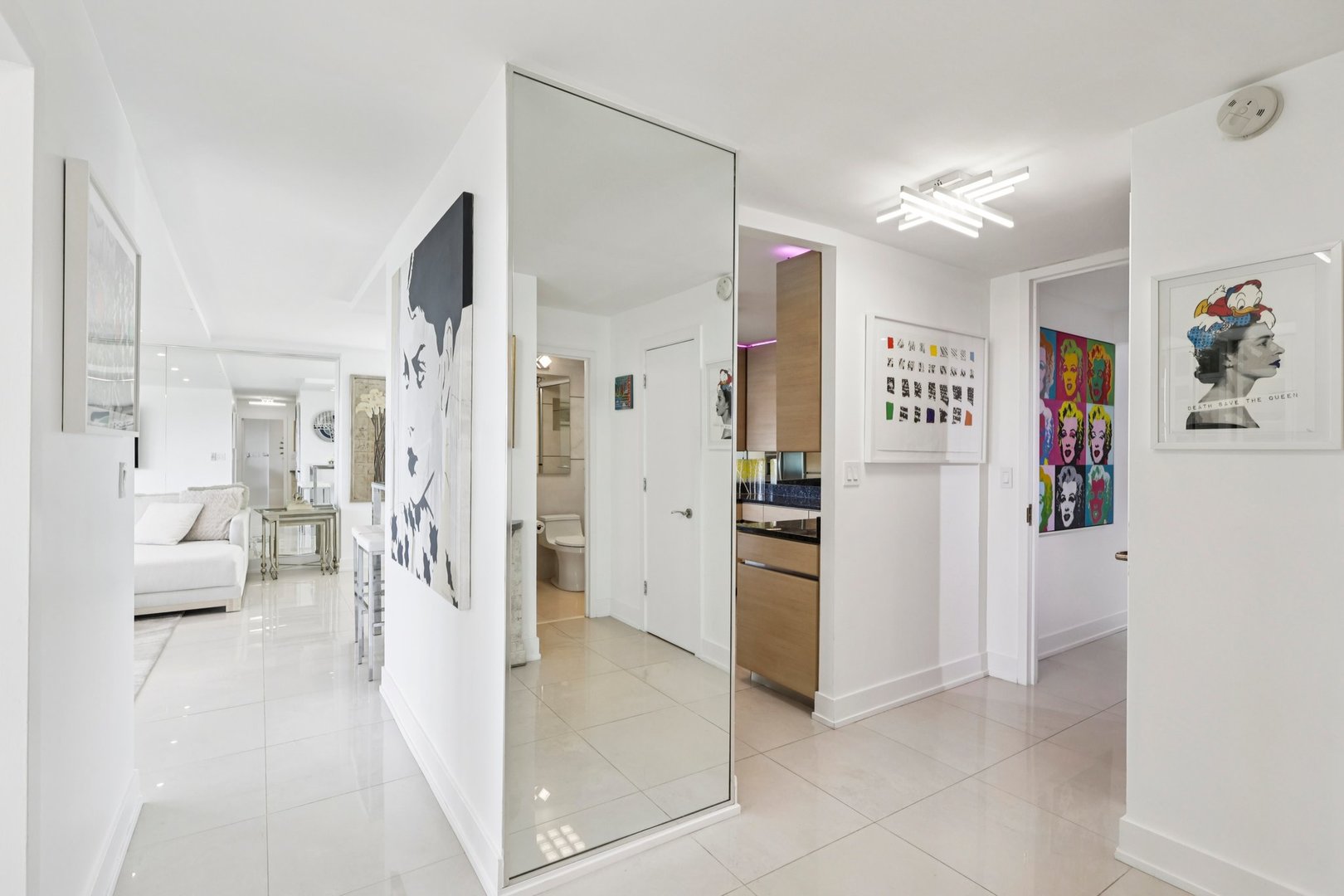 400 E Randolph St #1119-20 Chicago, IL 60601