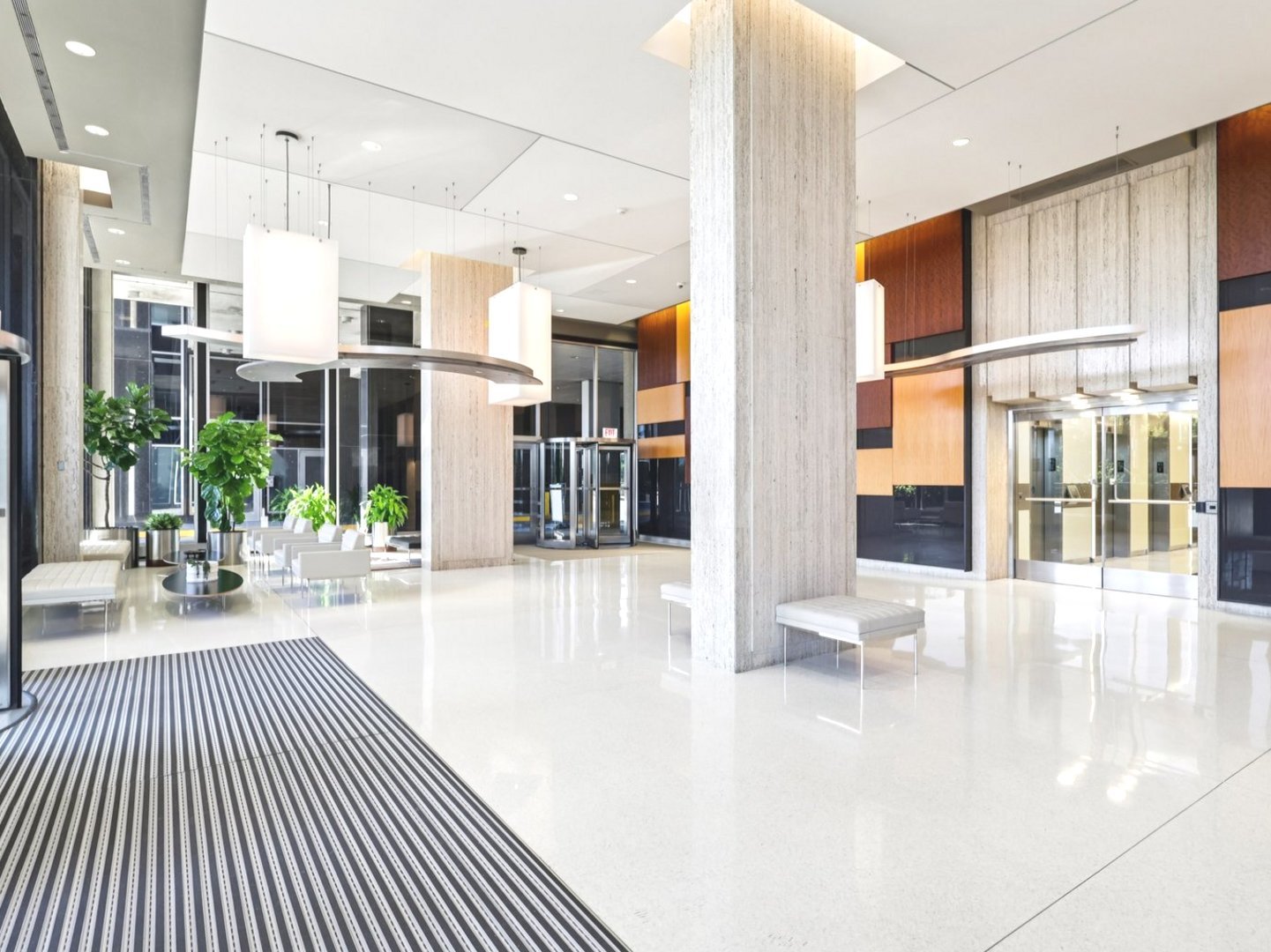 400 E Randolph St #1119-20 Chicago, IL 60601