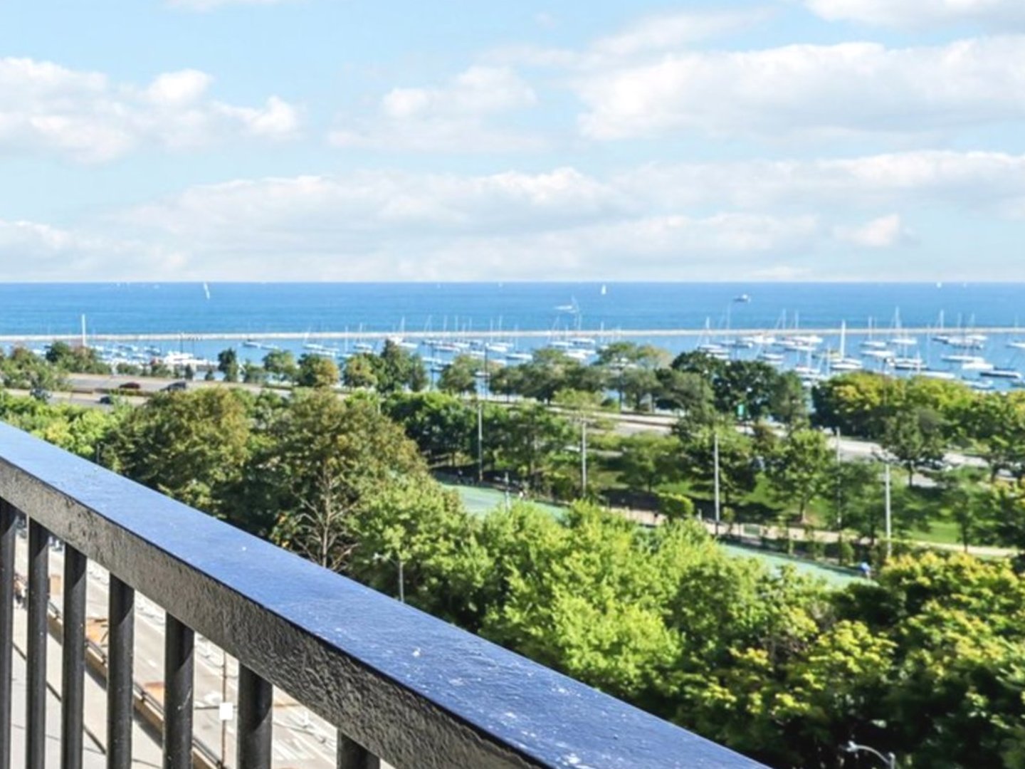 400 E Randolph St #1119-20 Chicago, IL 60601