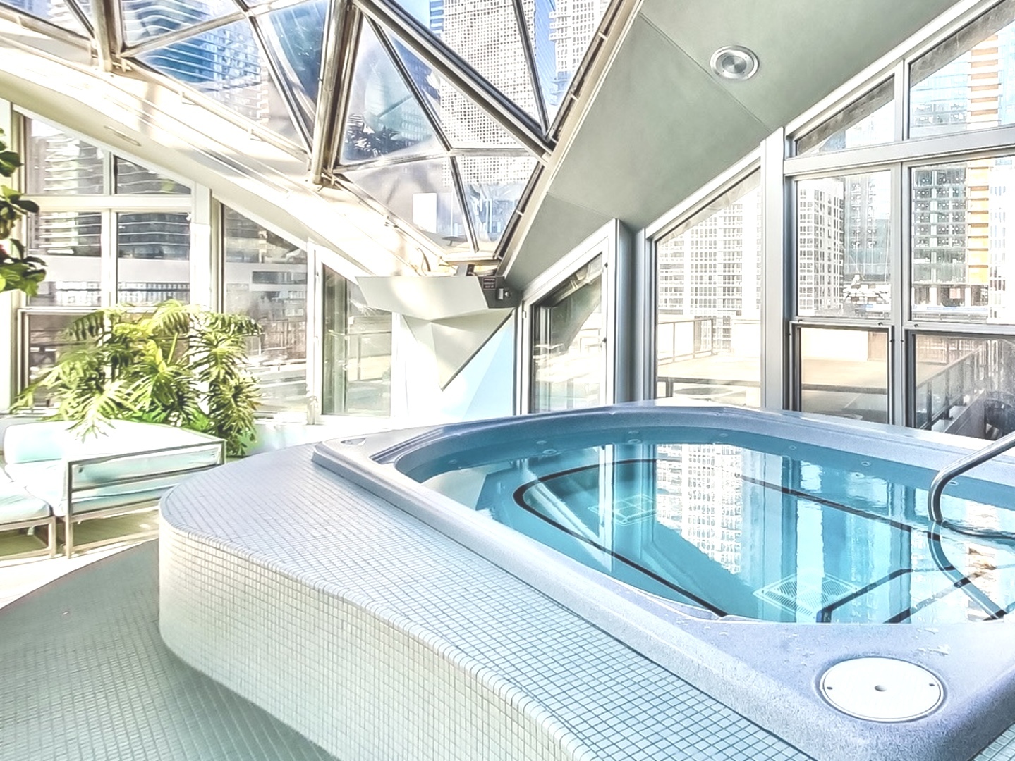 400 E Randolph St #1119-20 Chicago, IL 60601