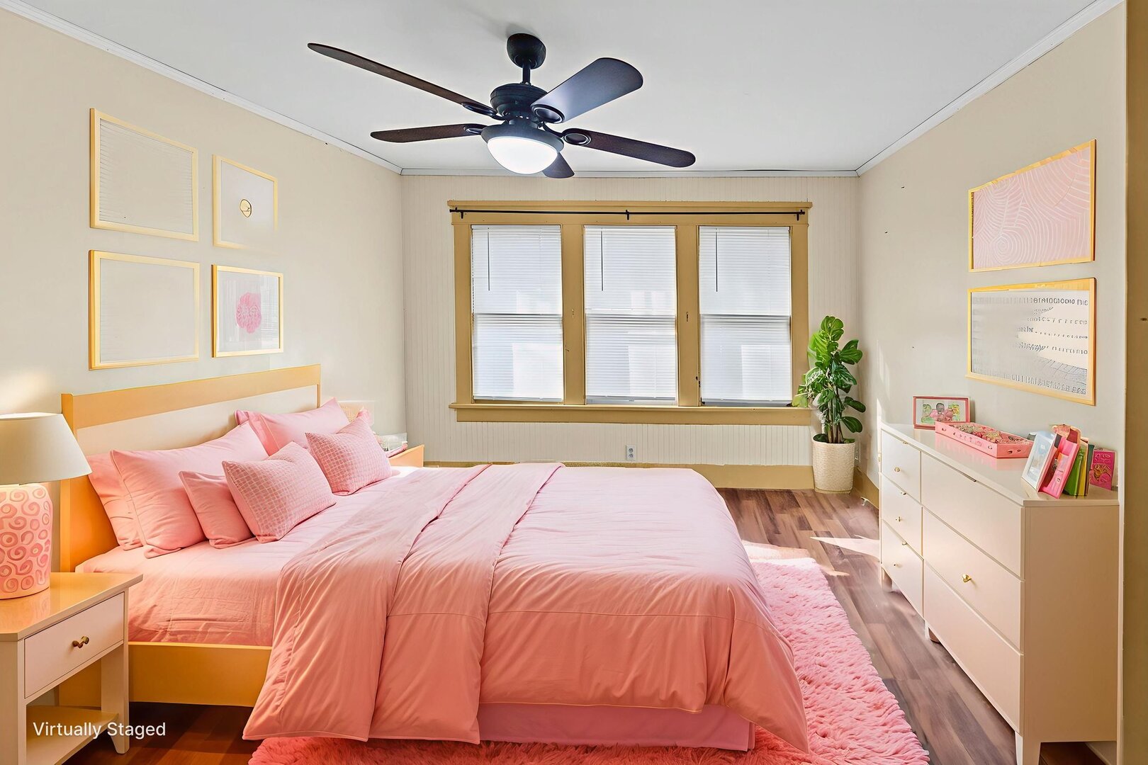 527 E 4th St Centralia, IL 62801