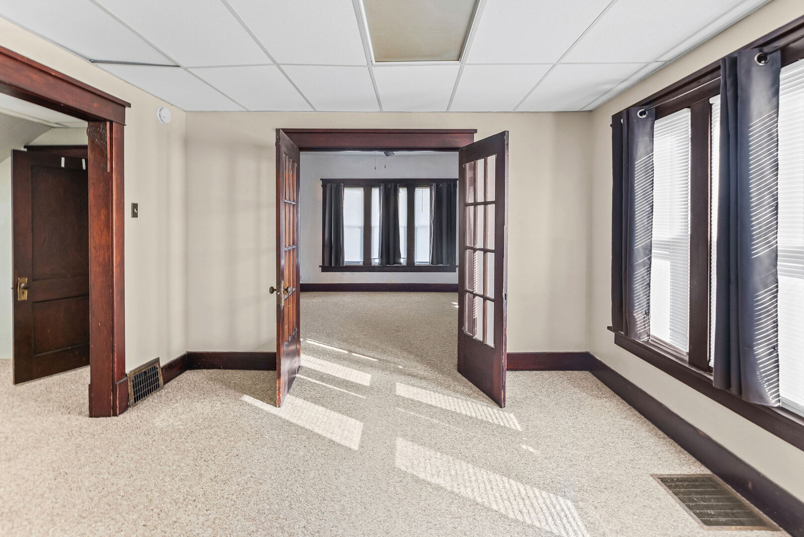 527 E 4th St Centralia, IL 62801