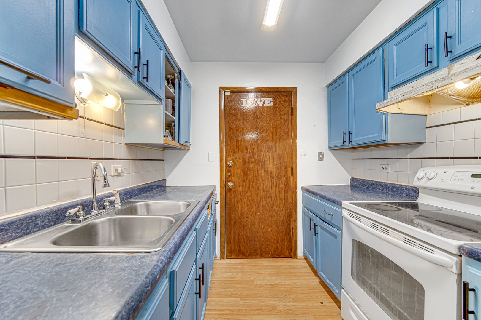 903 Elder Rd #7 Homewood, IL 60430