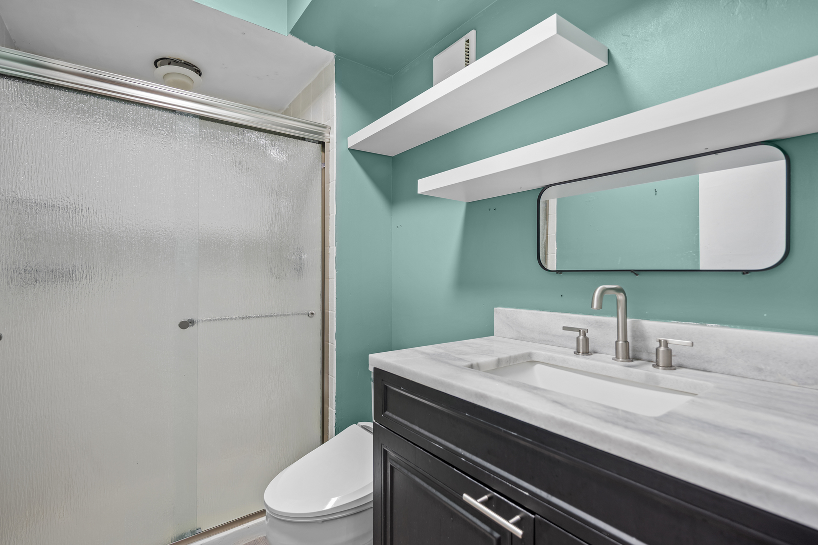 9118 W Elmwood Dr #3K Niles, IL 60714