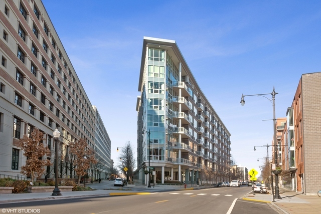 845 N Kingsbury St #201