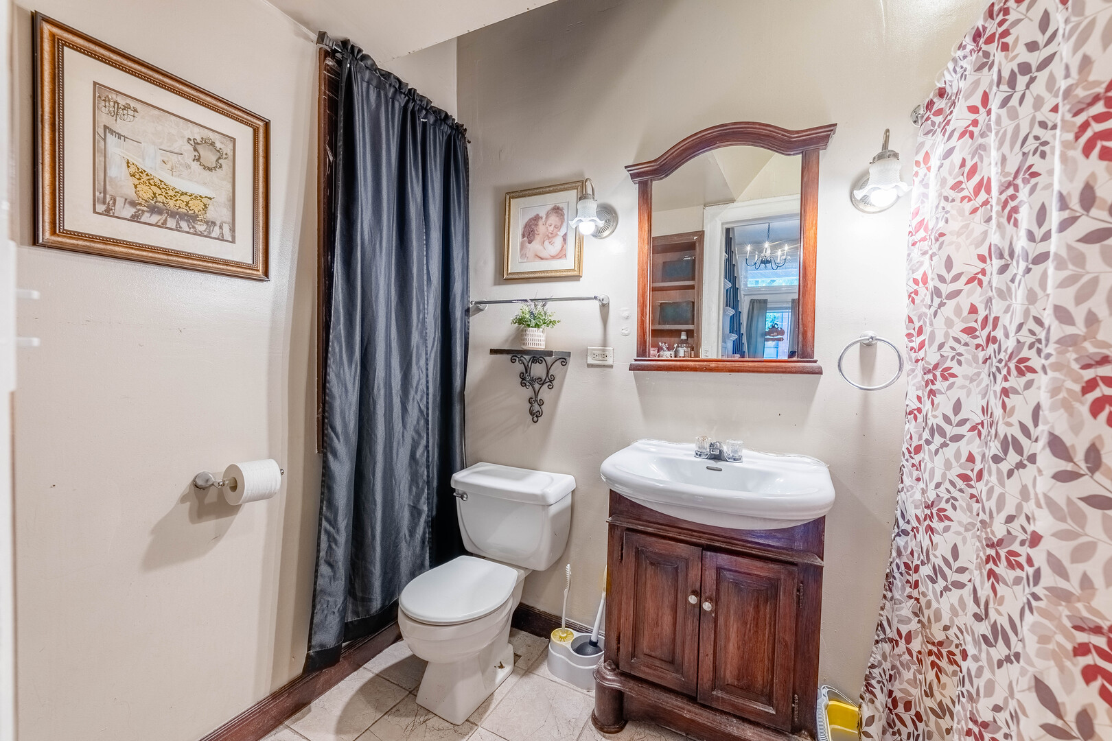 2342 W Altgeld St Chicago, IL 60647