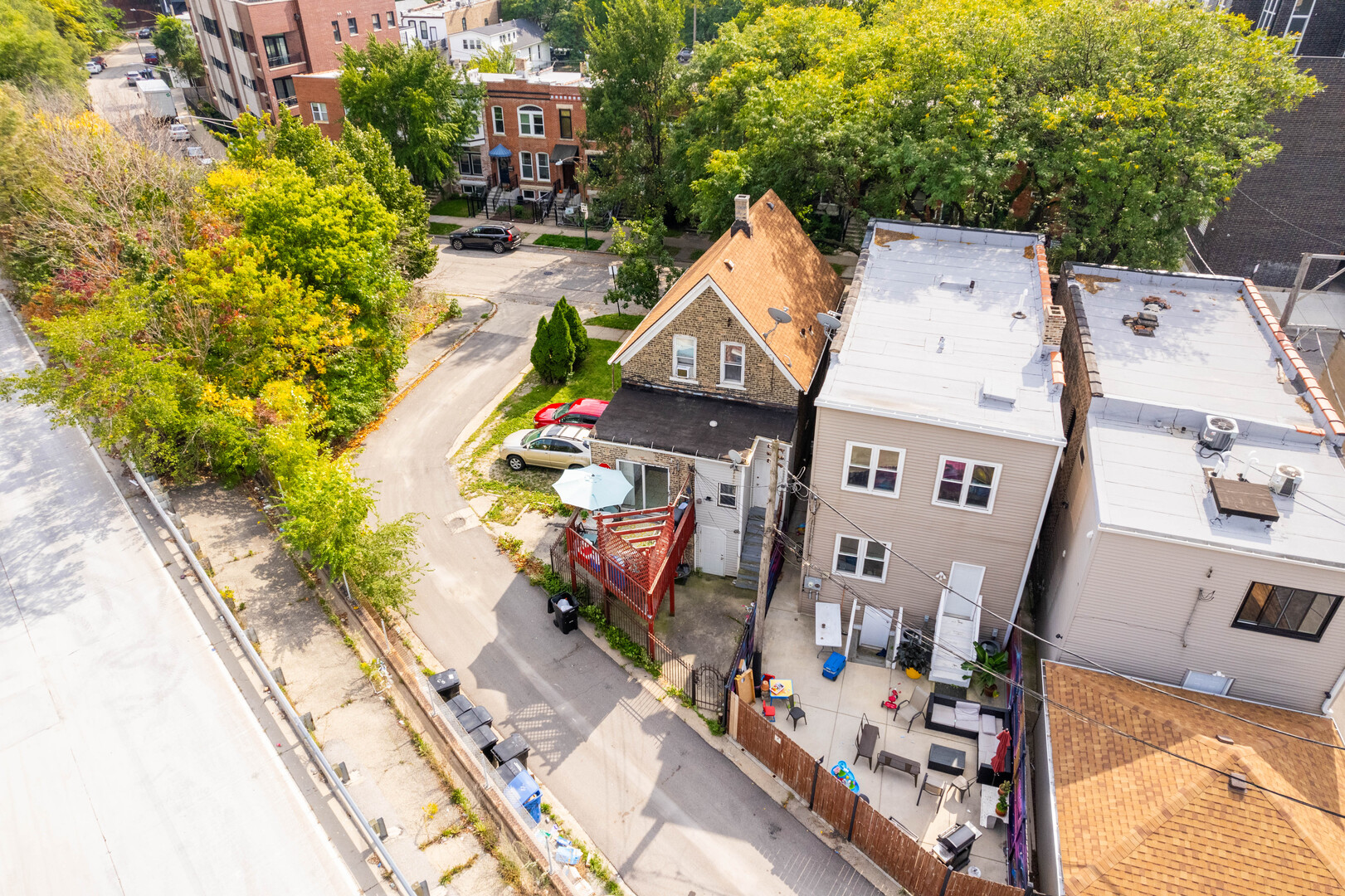 2342 W Altgeld St Chicago, IL 60647