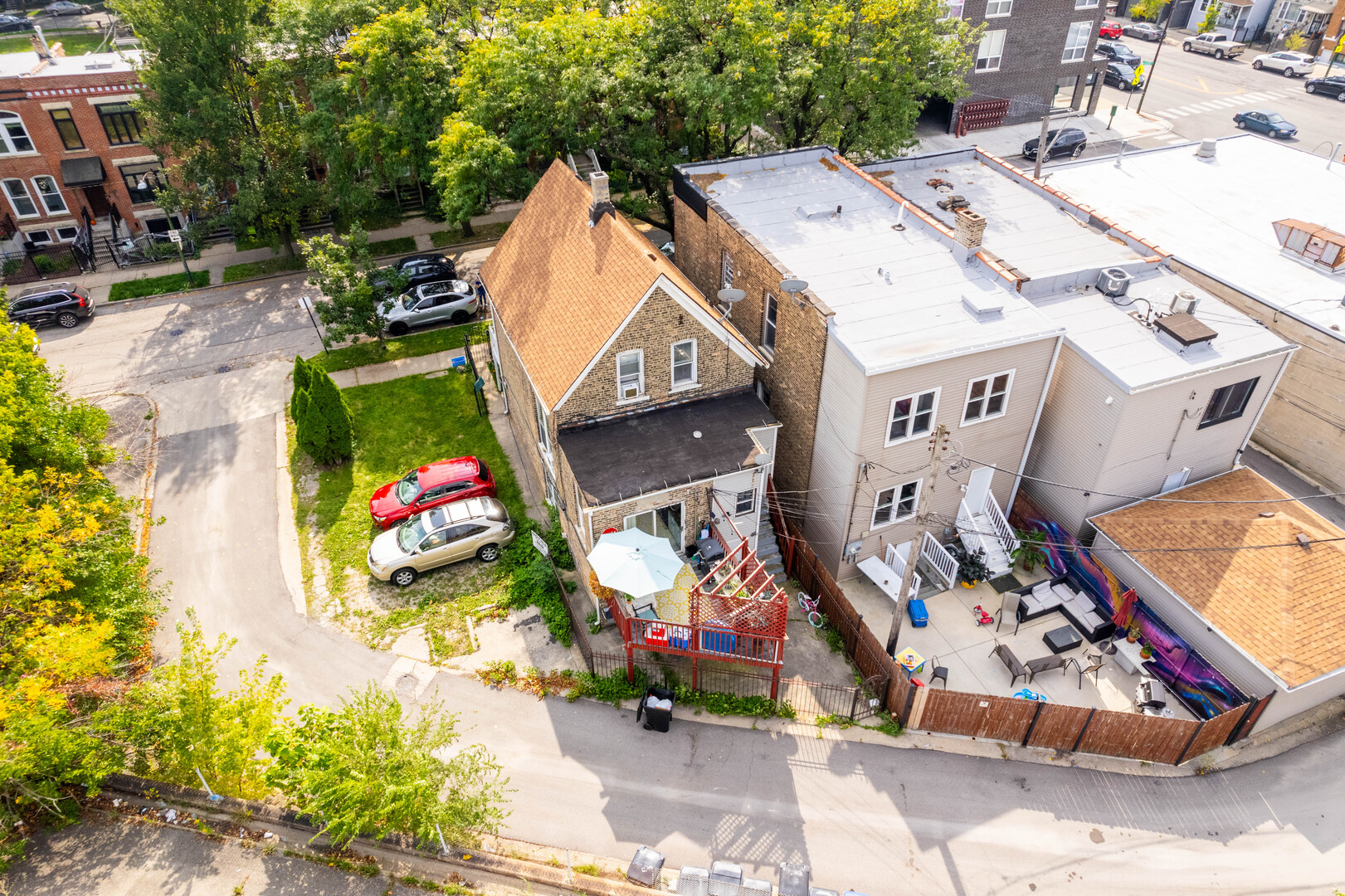 2342 W Altgeld St Chicago, IL 60647